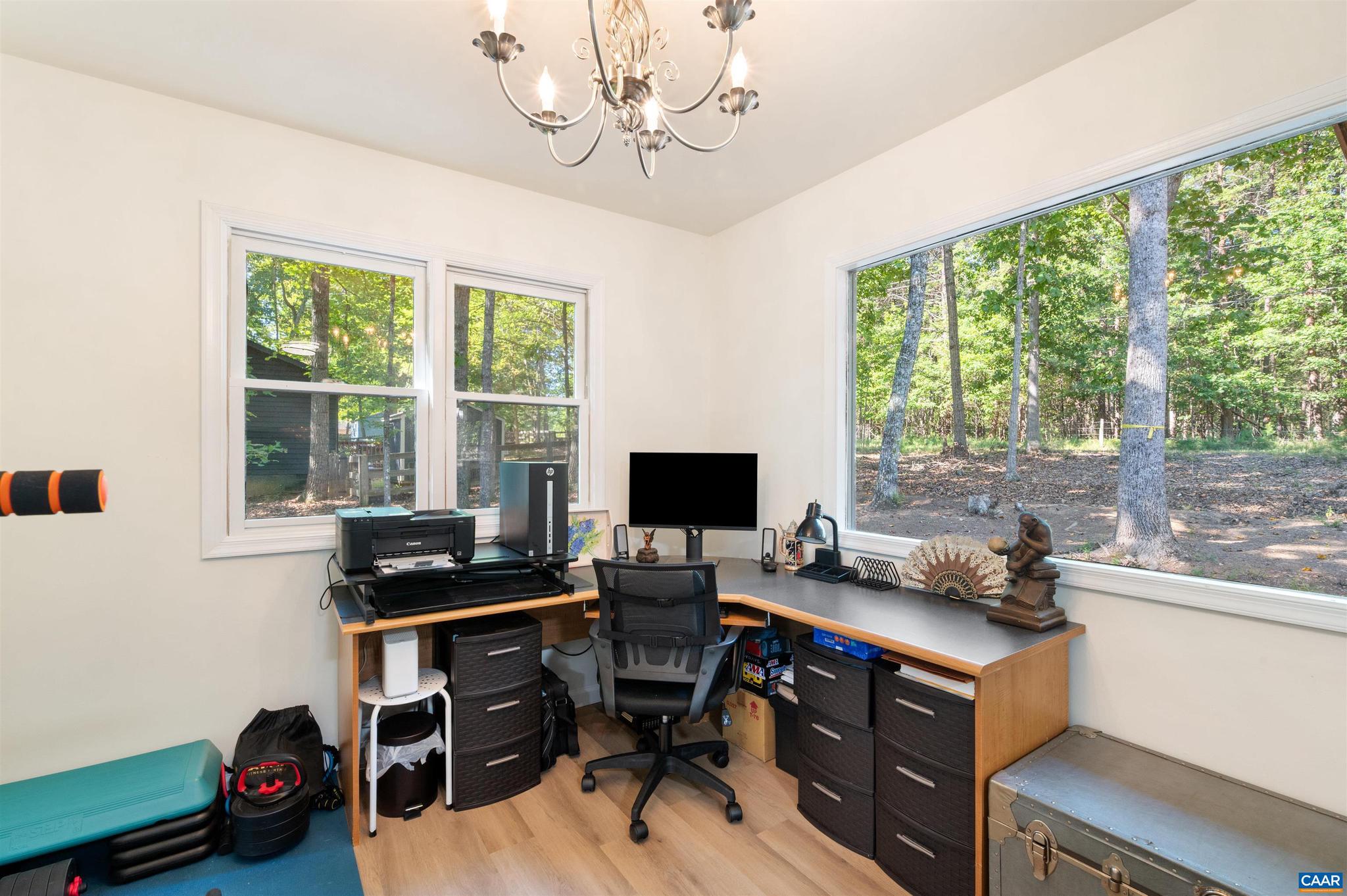 LAKE MONTICELLO - Residential