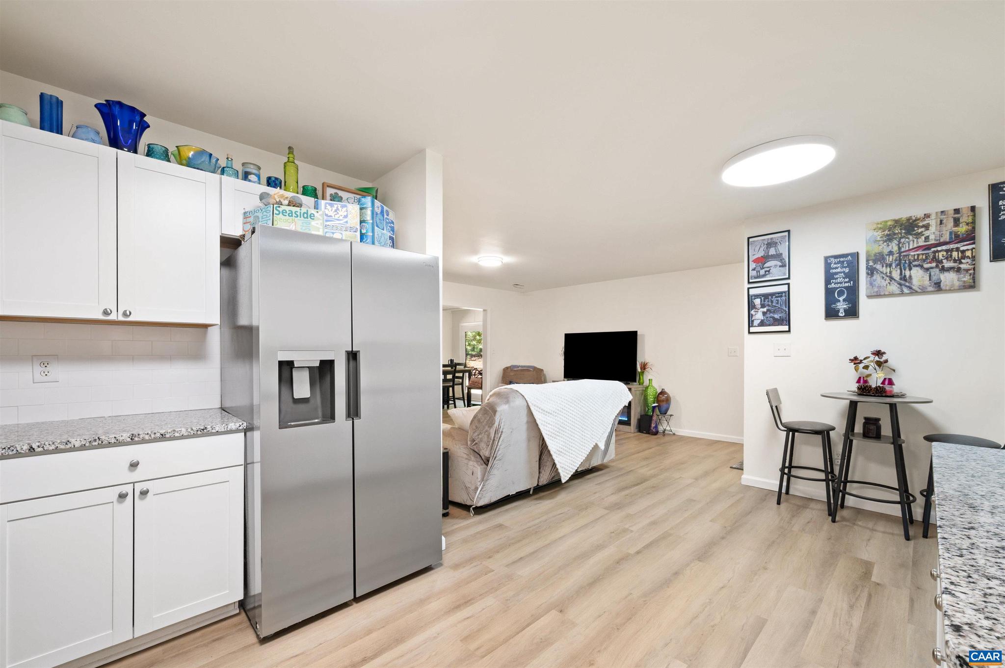 LAKE MONTICELLO - Residential