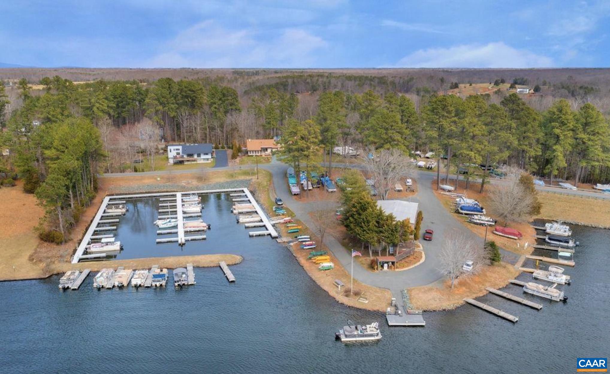 LAKE MONTICELLO - Residential