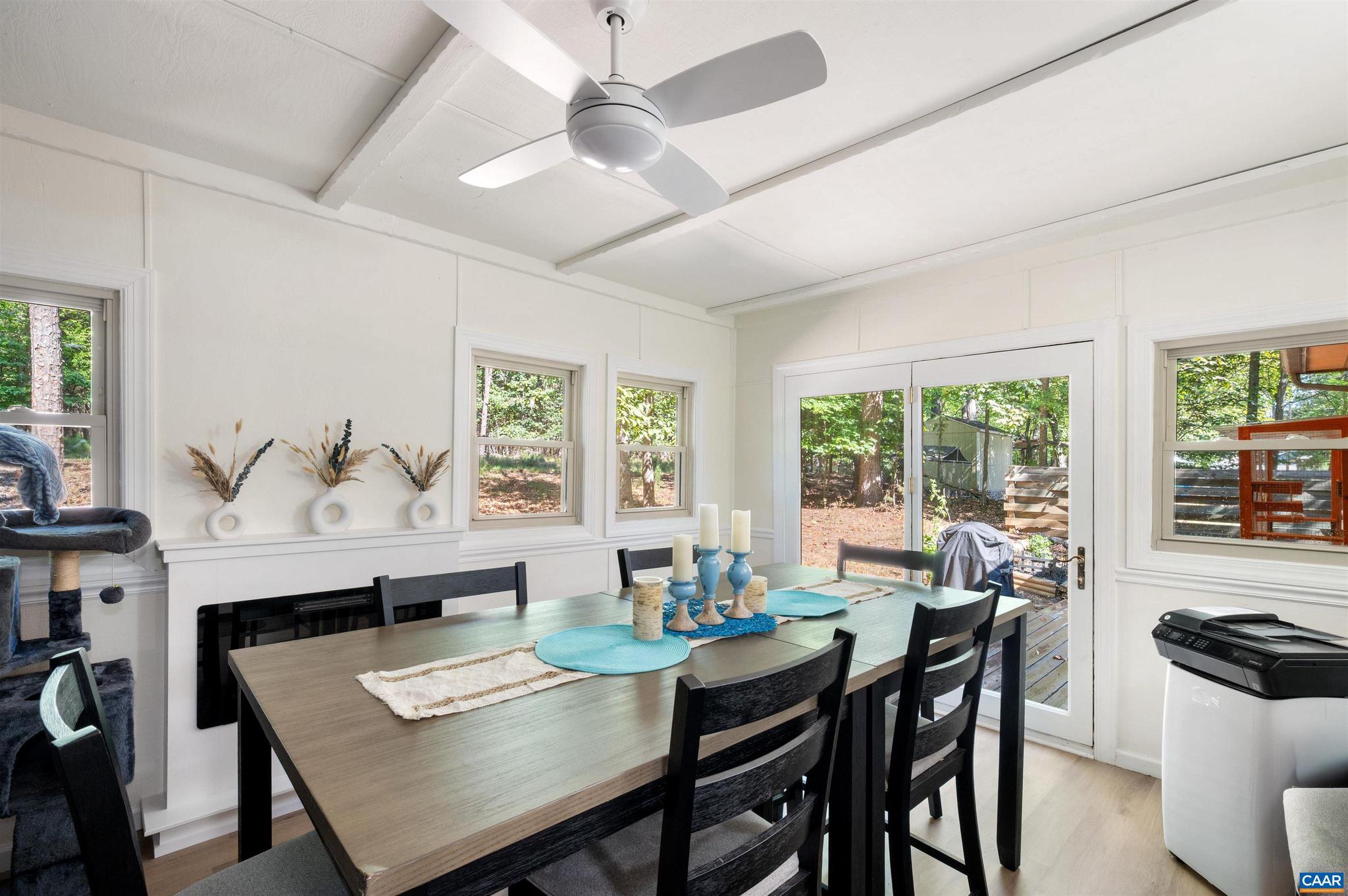 LAKE MONTICELLO - Residential