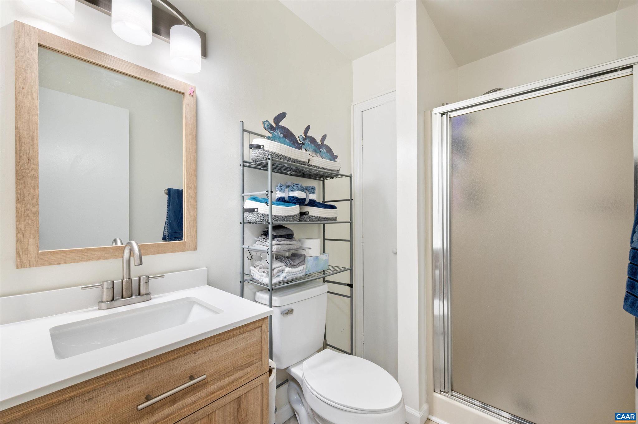 LAKE MONTICELLO - Residential