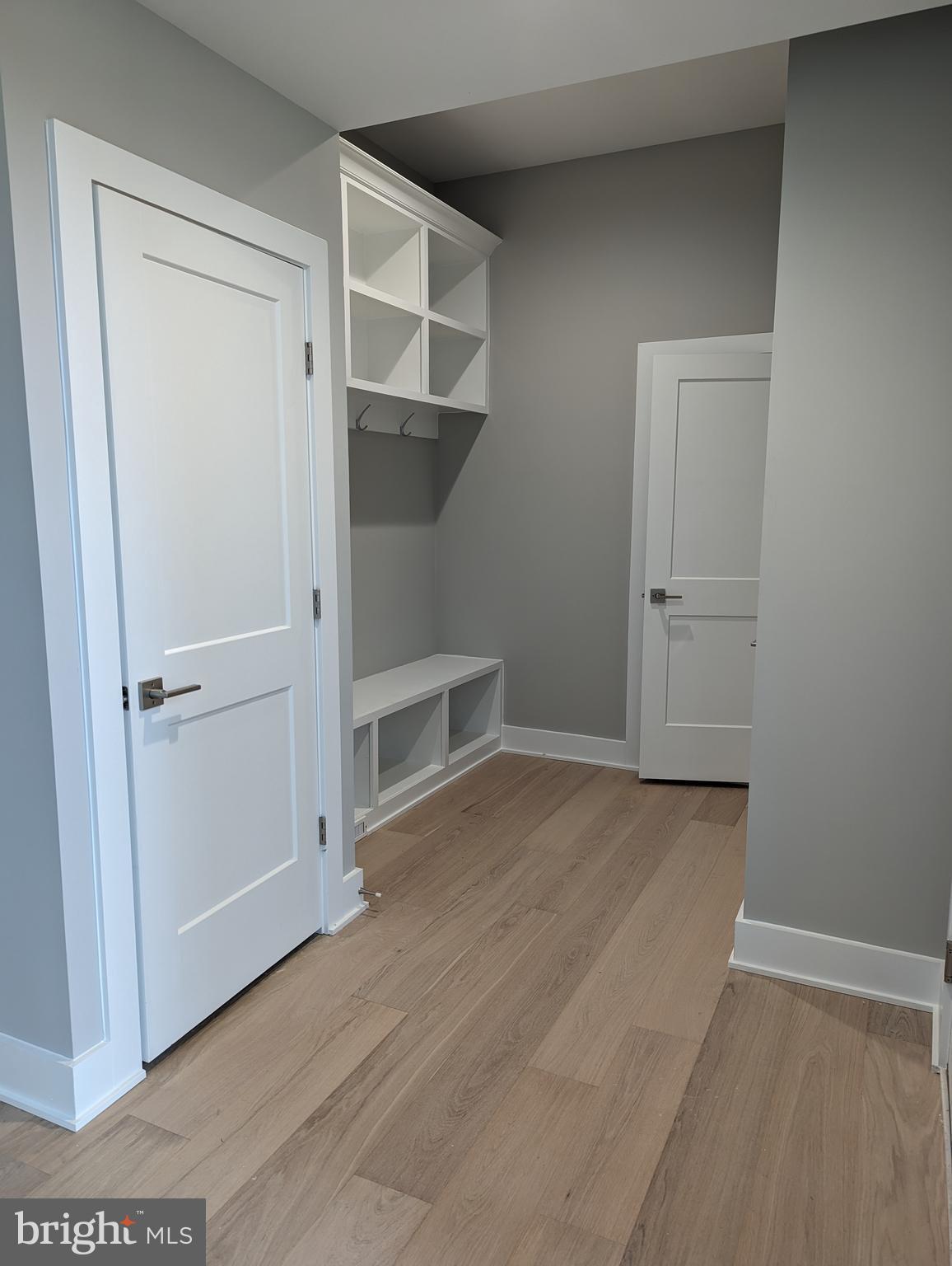 PIMMIT HILLS - Residential