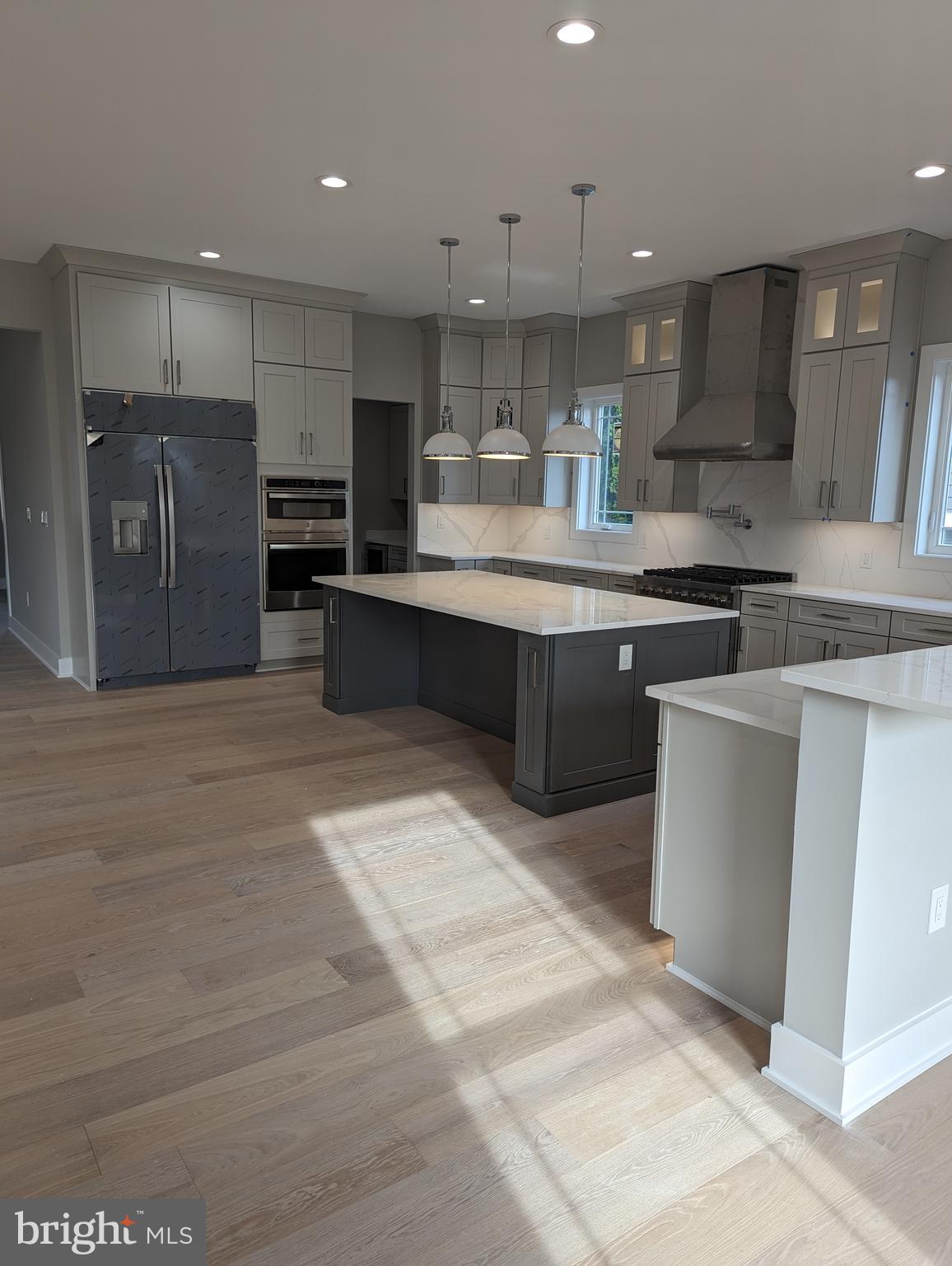 PIMMIT HILLS - Residential