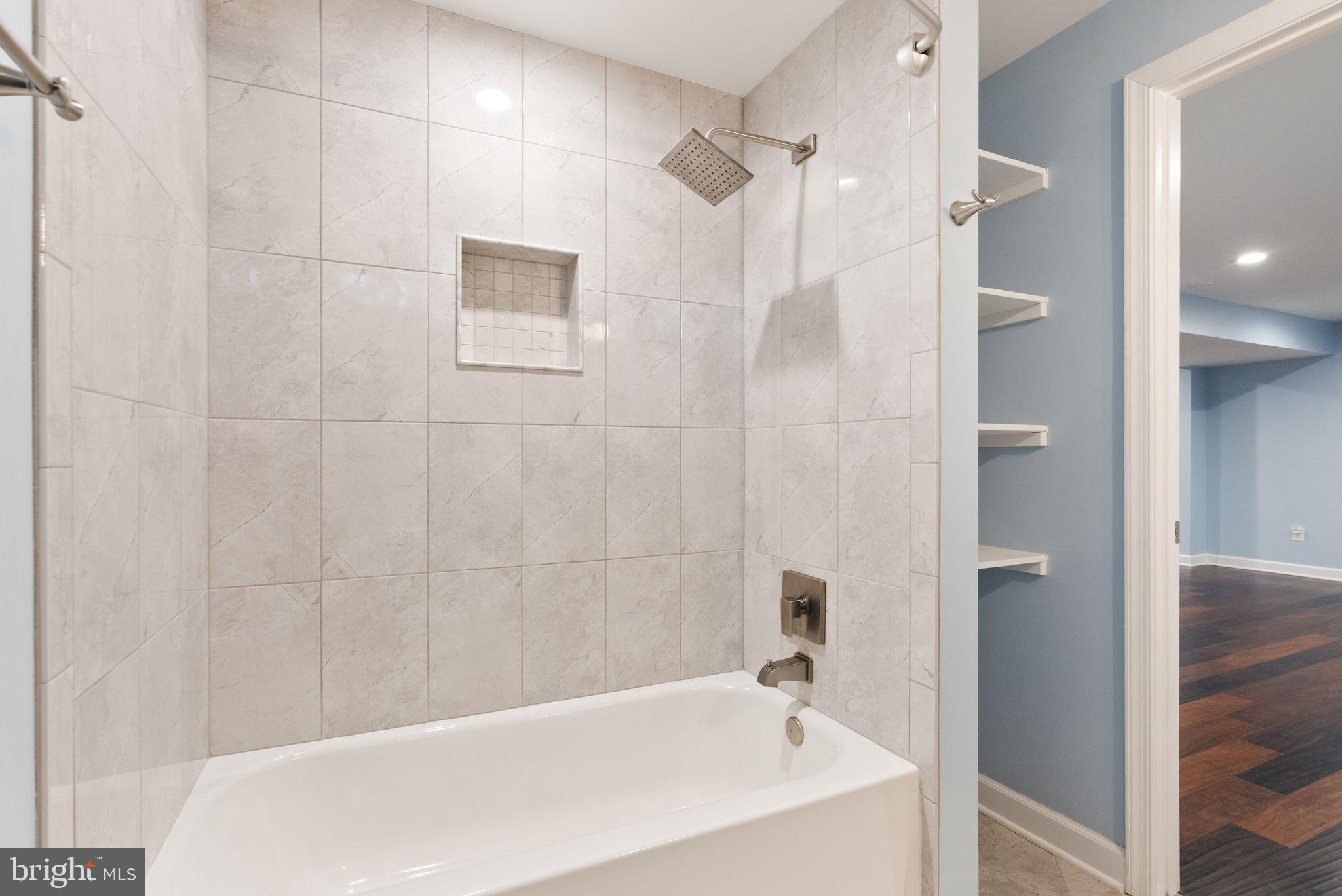 LITTLE ROCKY RUN - Residential