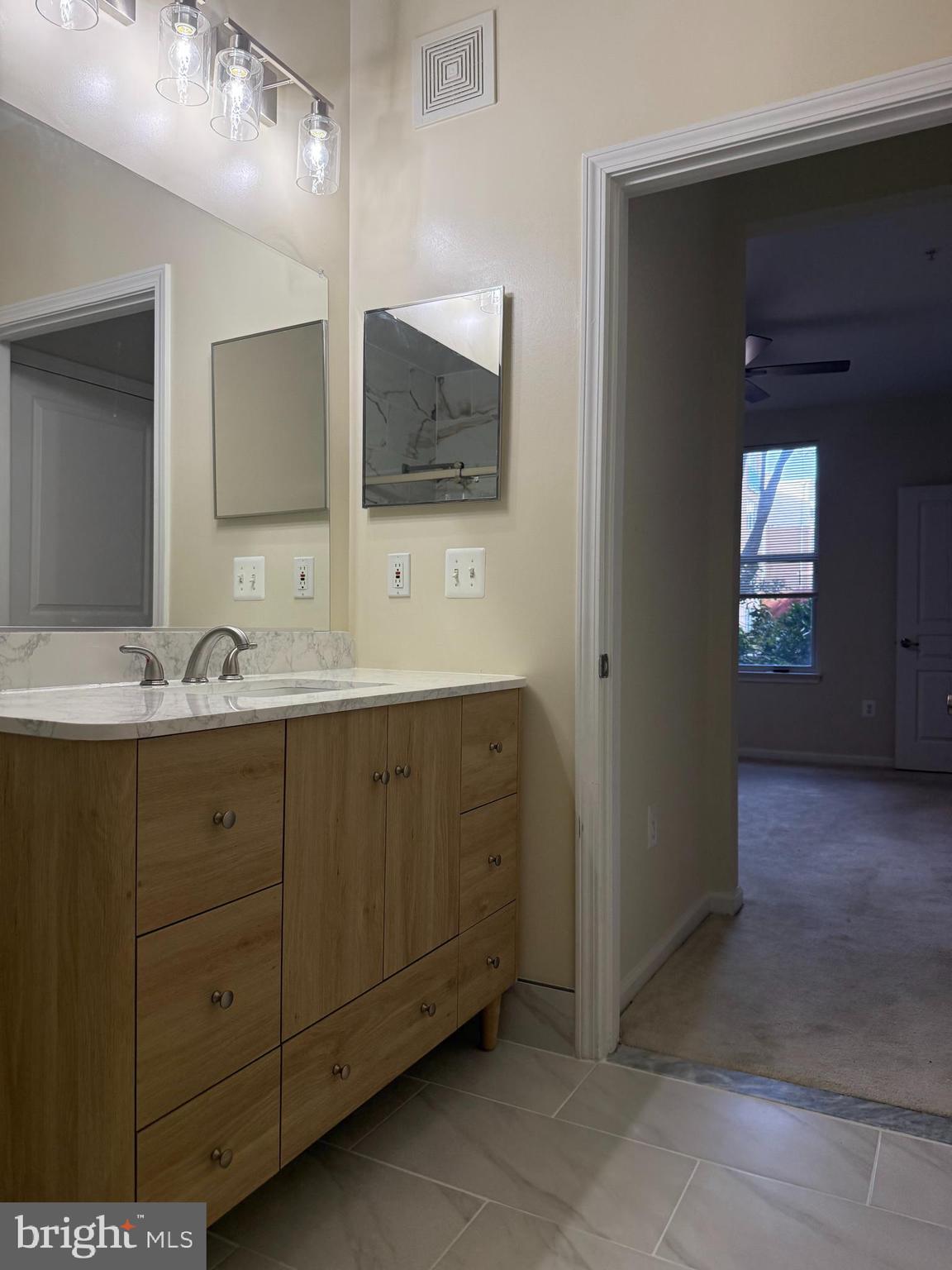 SAVOY AT RESTON TOWN CENTER - Residential Lease