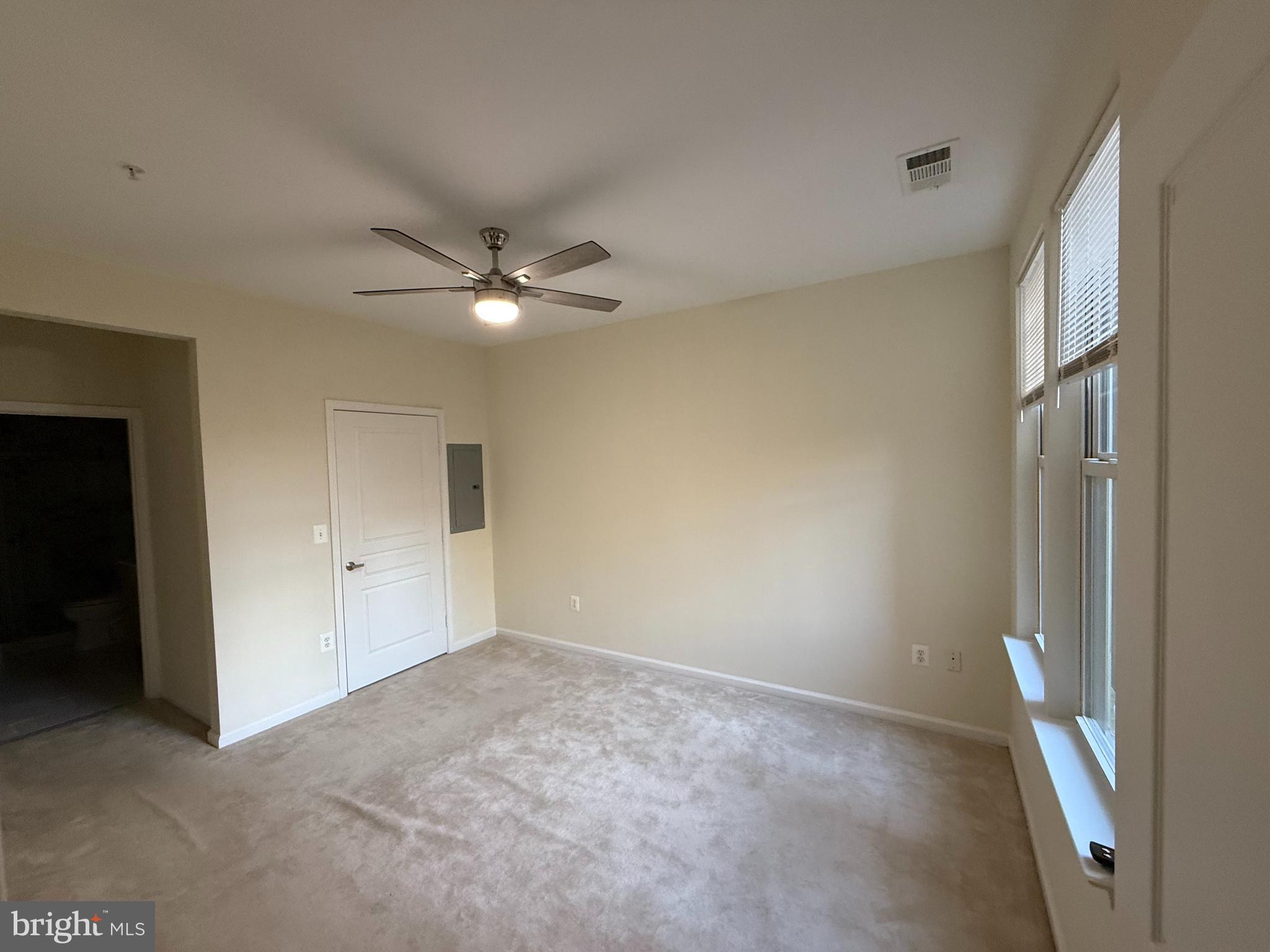 SAVOY AT RESTON TOWN CENTER - Residential Lease