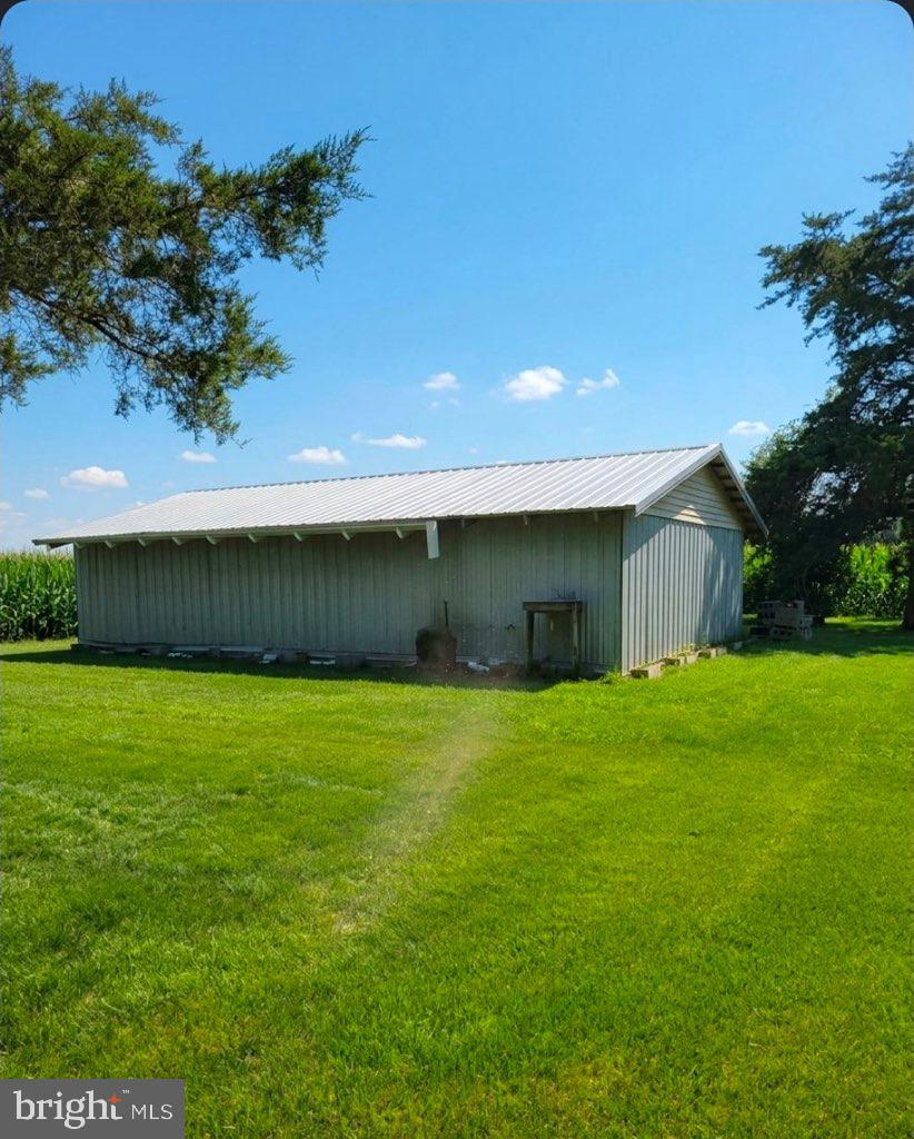245 HOPKINS CEMETERY ROAD