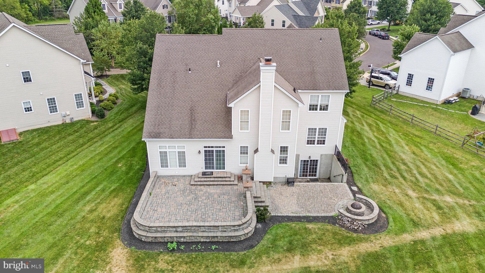 412 THISTLE DRIVE
