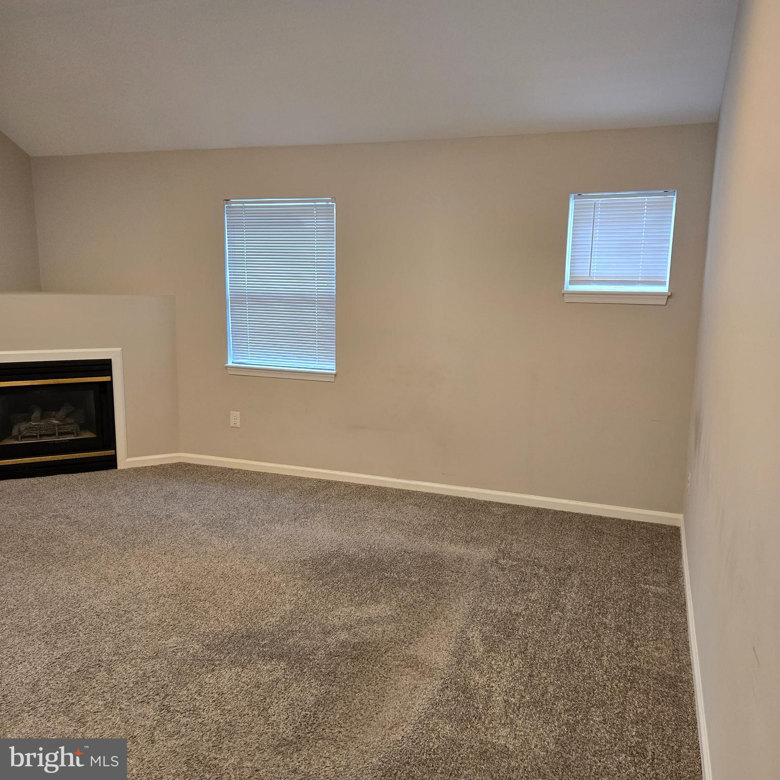 TOWN CENTER - Residential