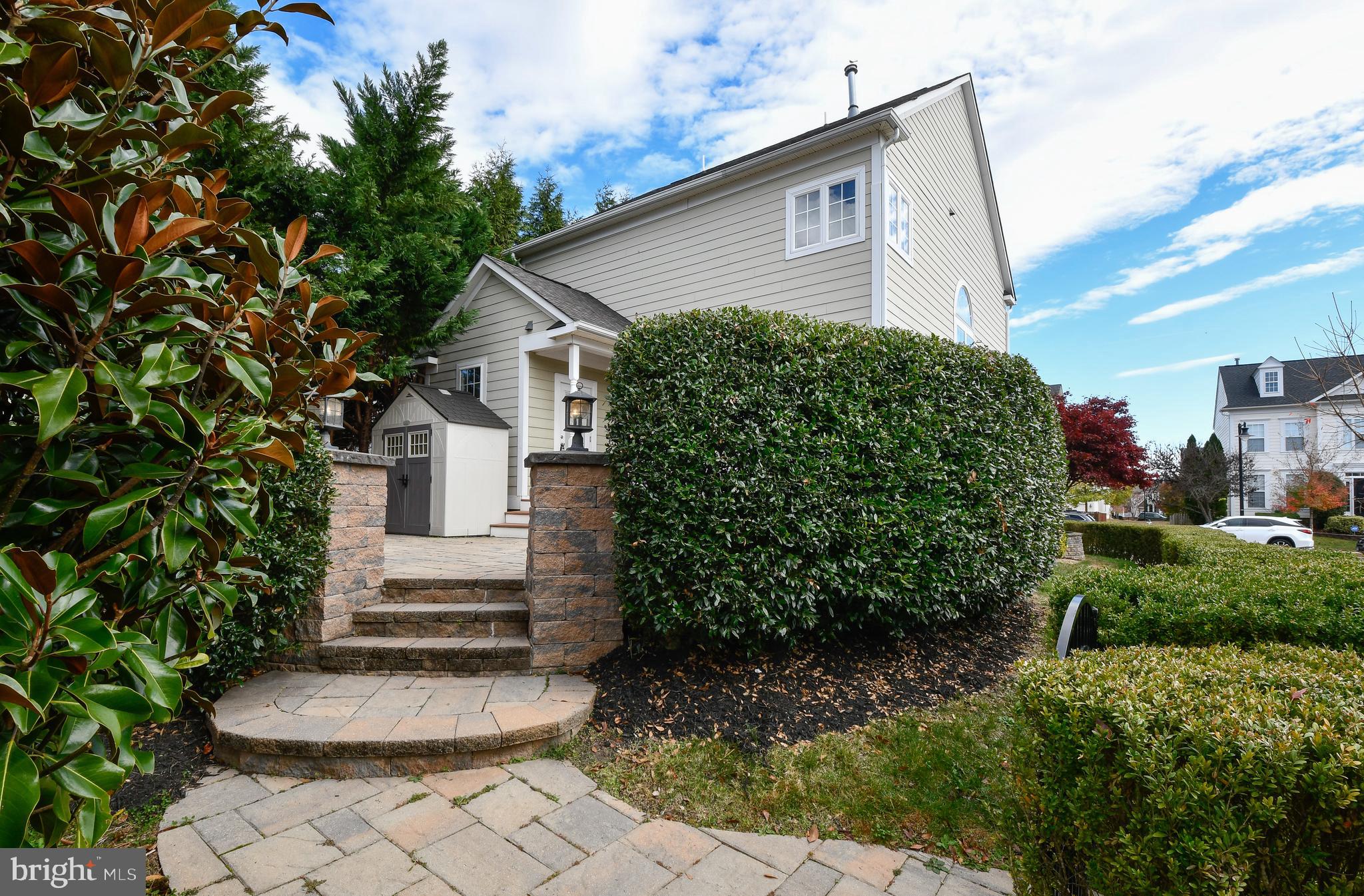 VILLAGE OF IDLEWILD - Residential Lease