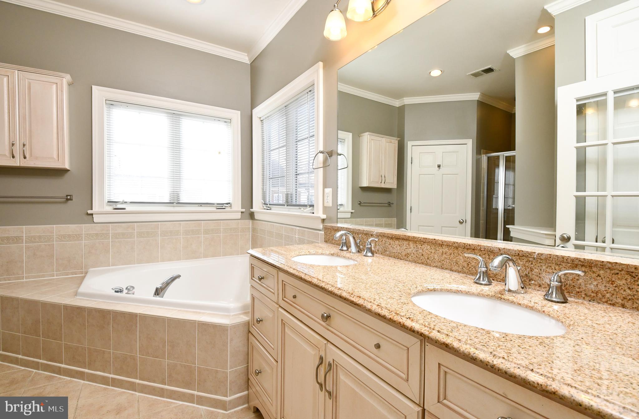 VILLAGE OF IDLEWILD - Residential Lease