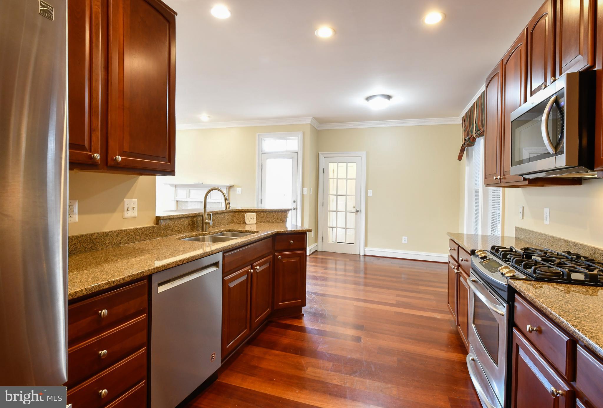 VILLAGE OF IDLEWILD - Residential Lease