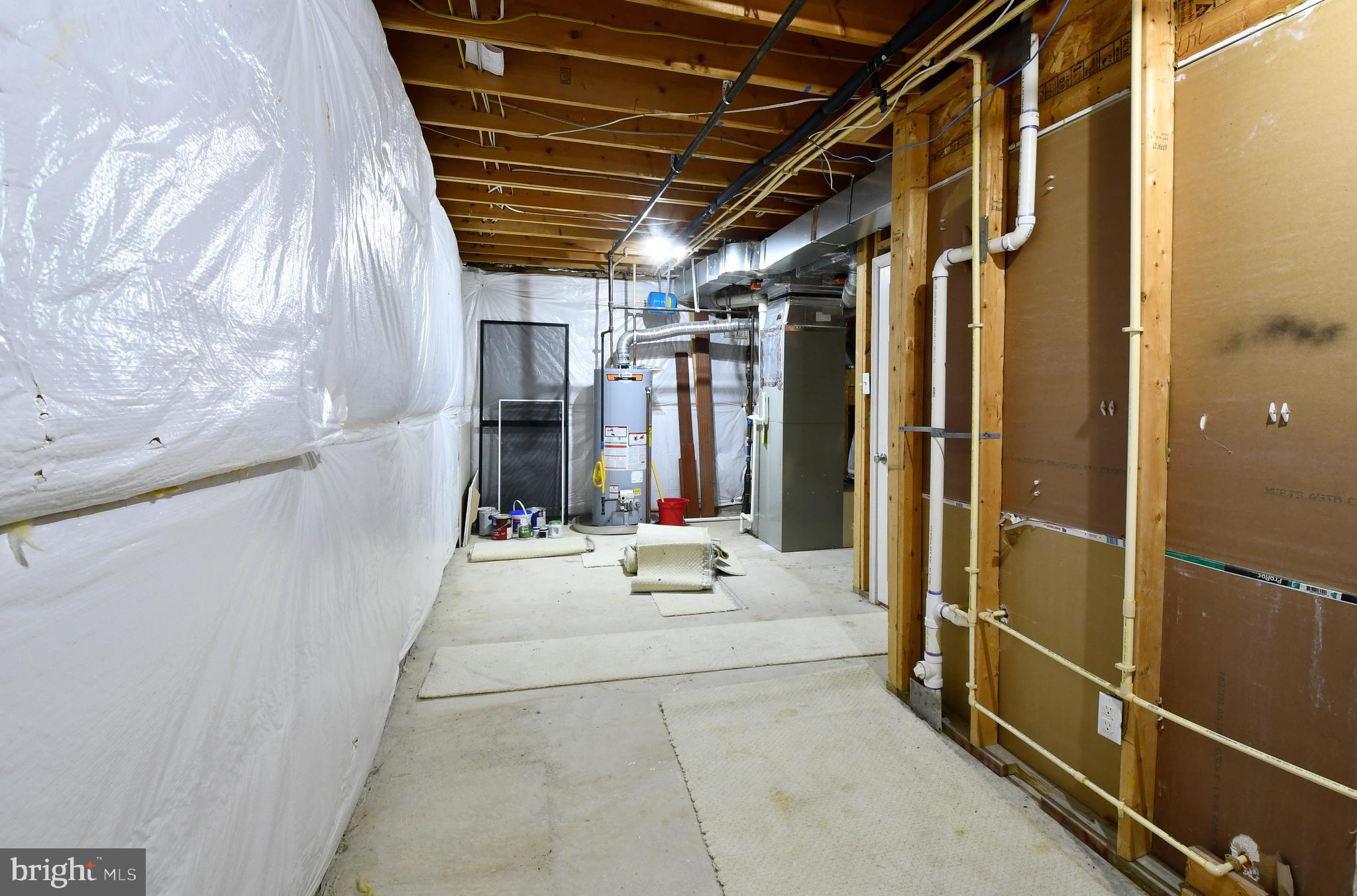 VILLAGE OF IDLEWILD - Residential Lease