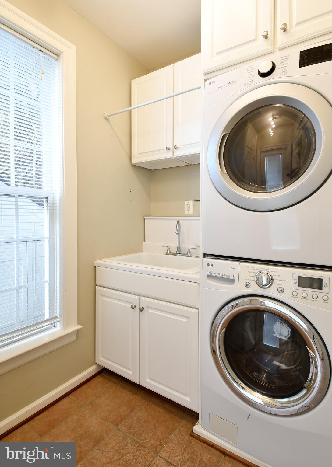 VILLAGE OF IDLEWILD - Residential Lease