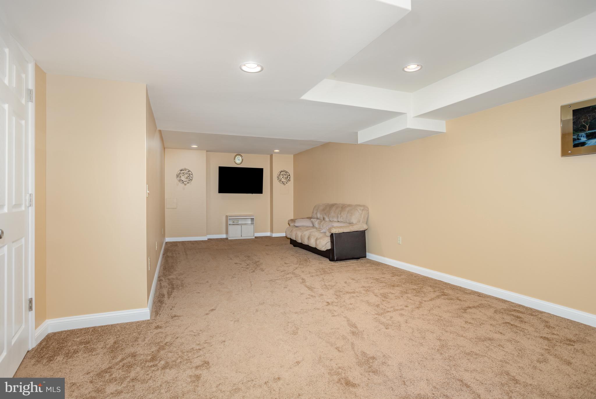 WEATHERSTONE - Residential