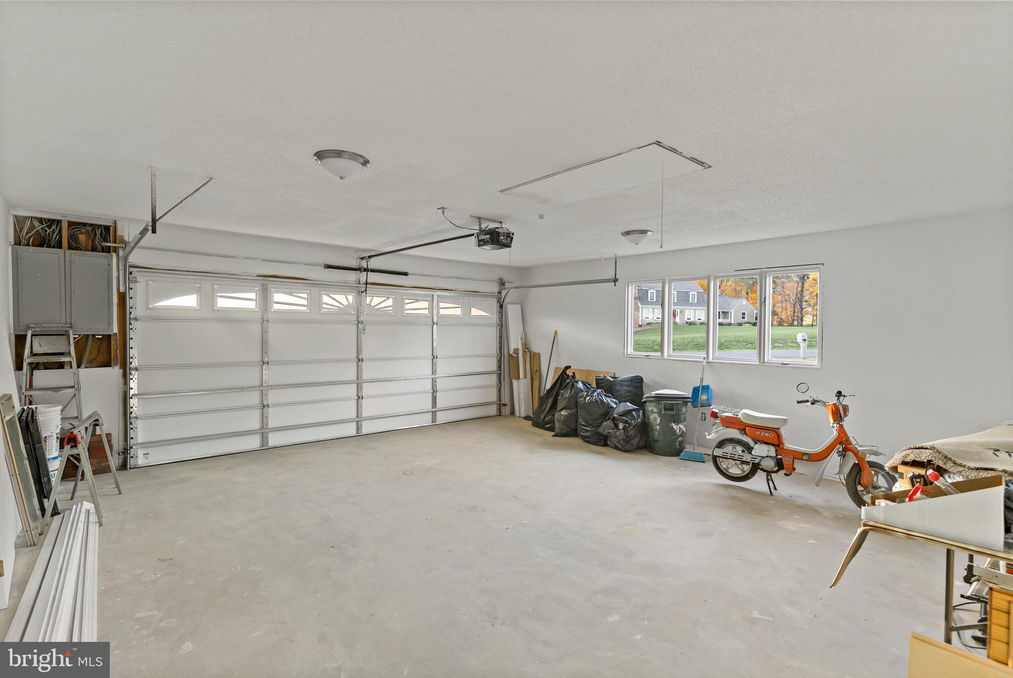 CHESTNUT RIDGE - Residential