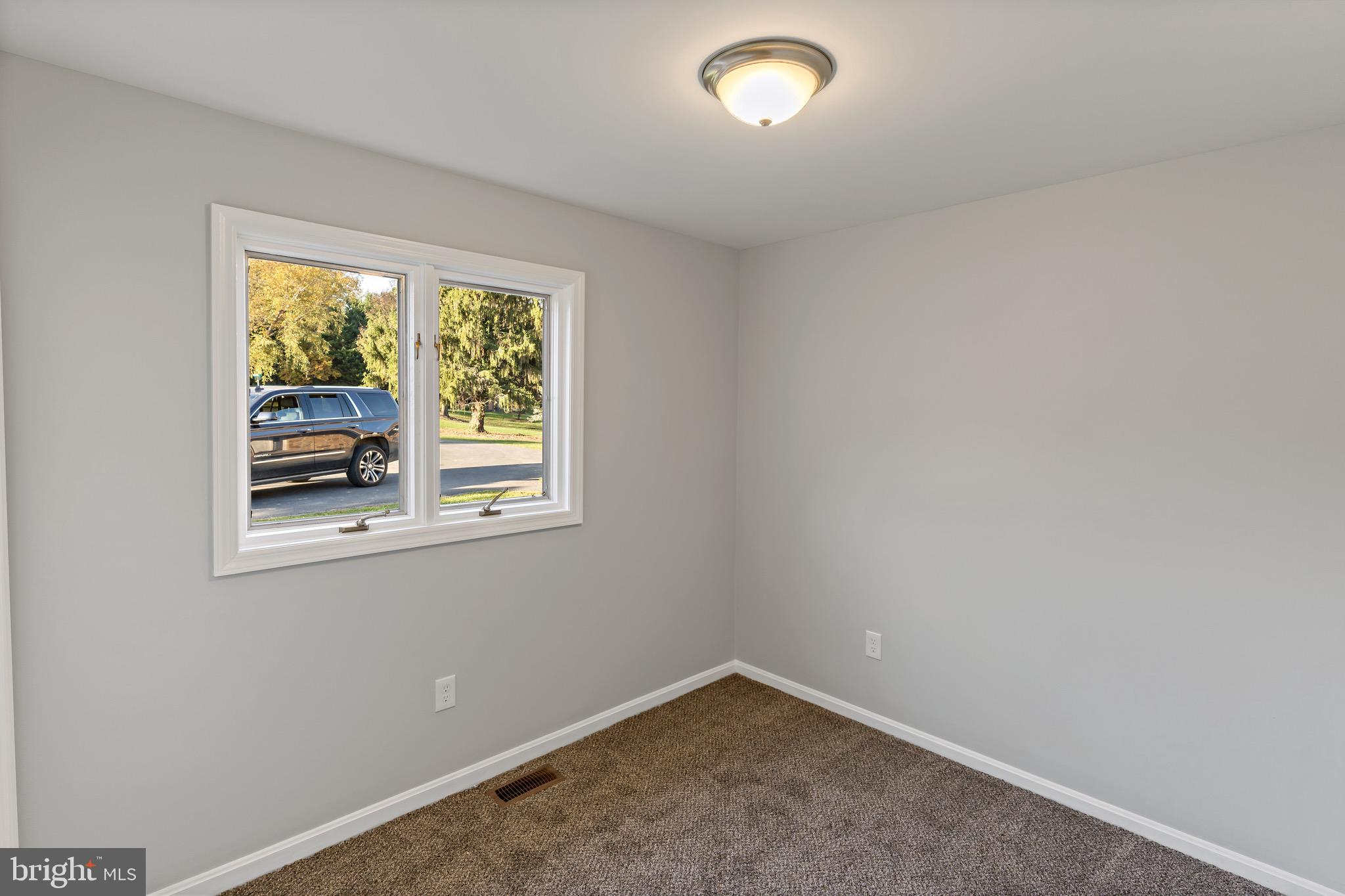 CHESTNUT RIDGE - Residential