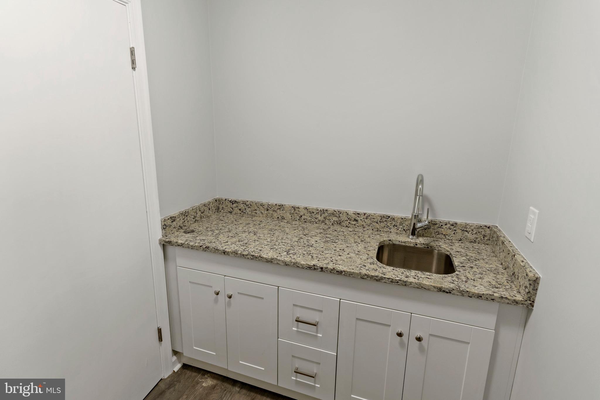 CHESTNUT RIDGE - Residential