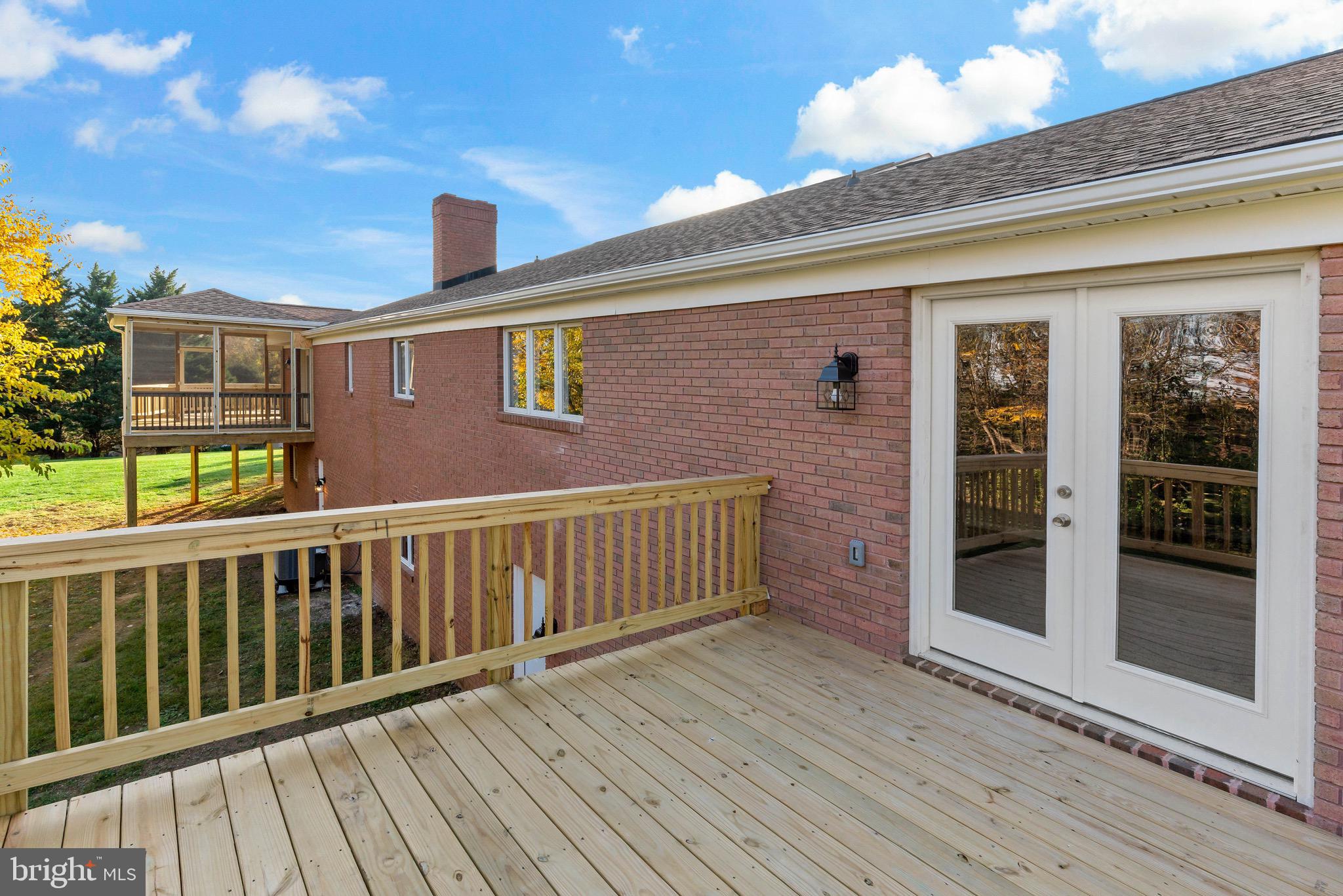 CHESTNUT RIDGE - Residential