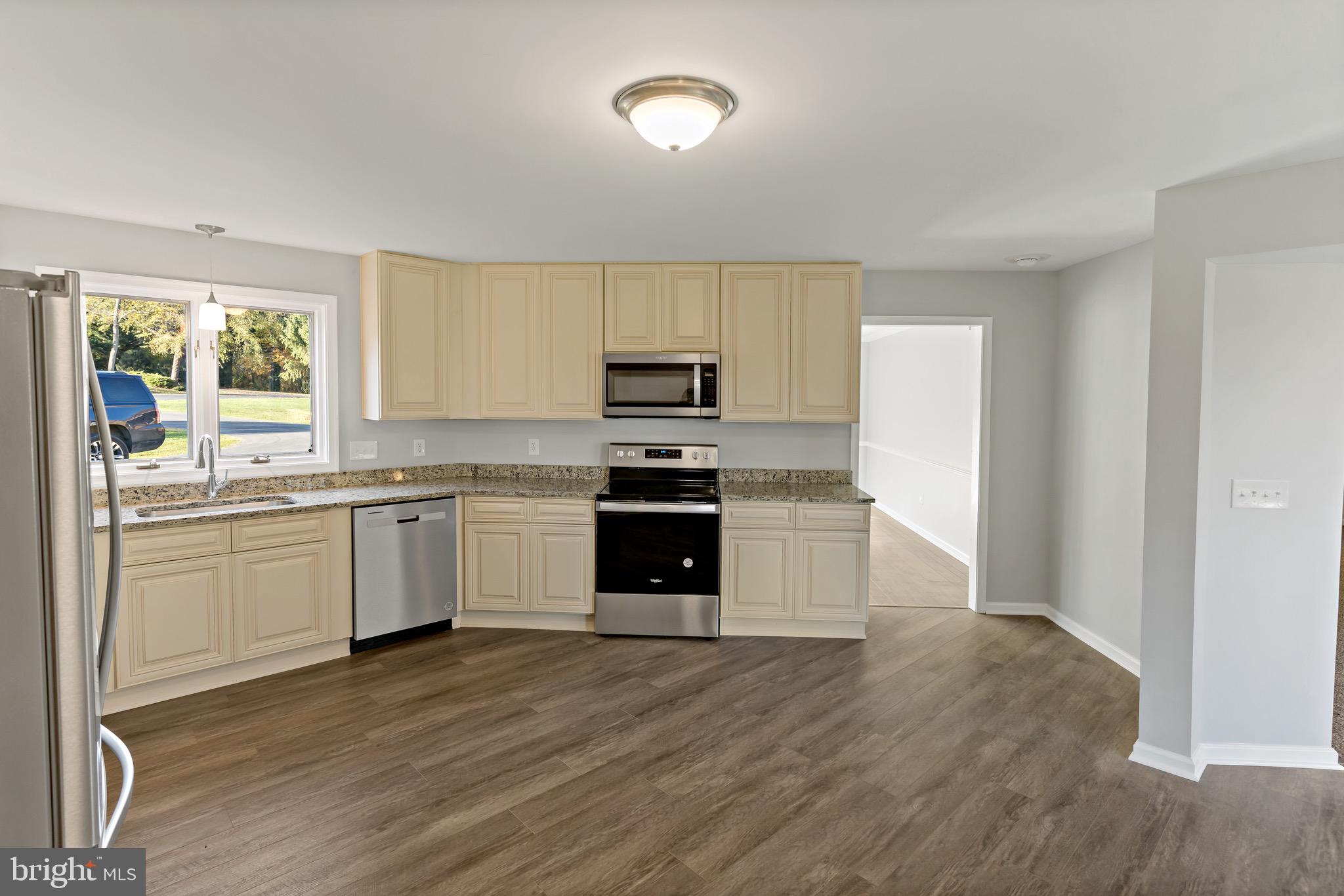 CHESTNUT RIDGE - Residential