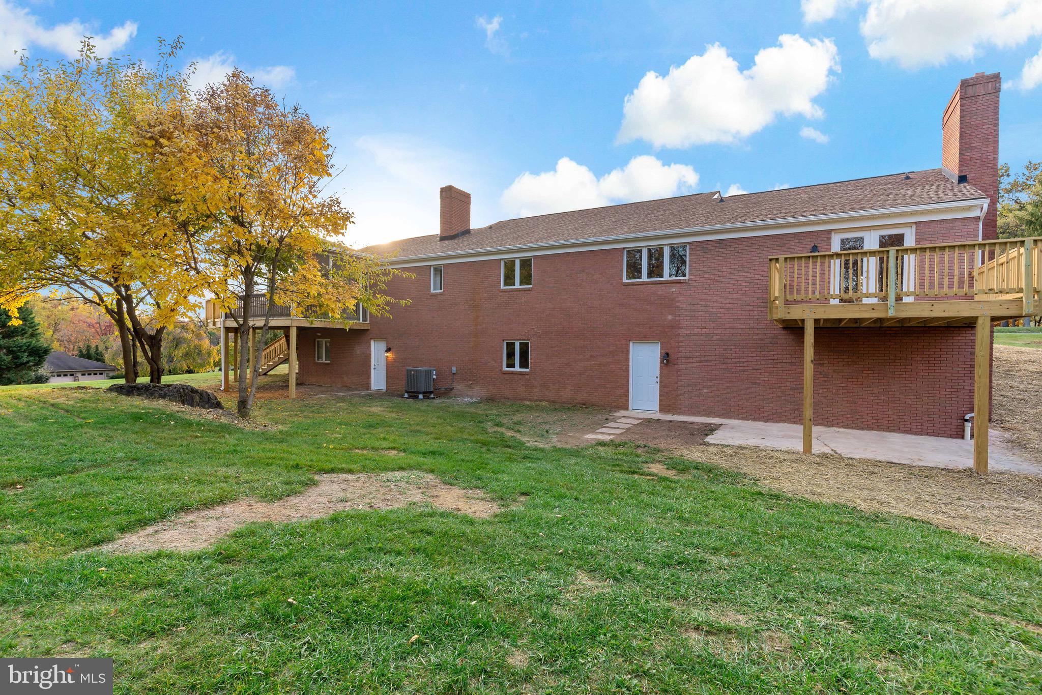 CHESTNUT RIDGE - Residential