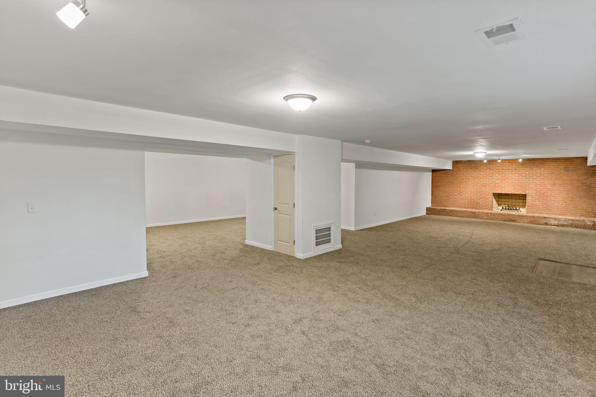 CHESTNUT RIDGE - Residential