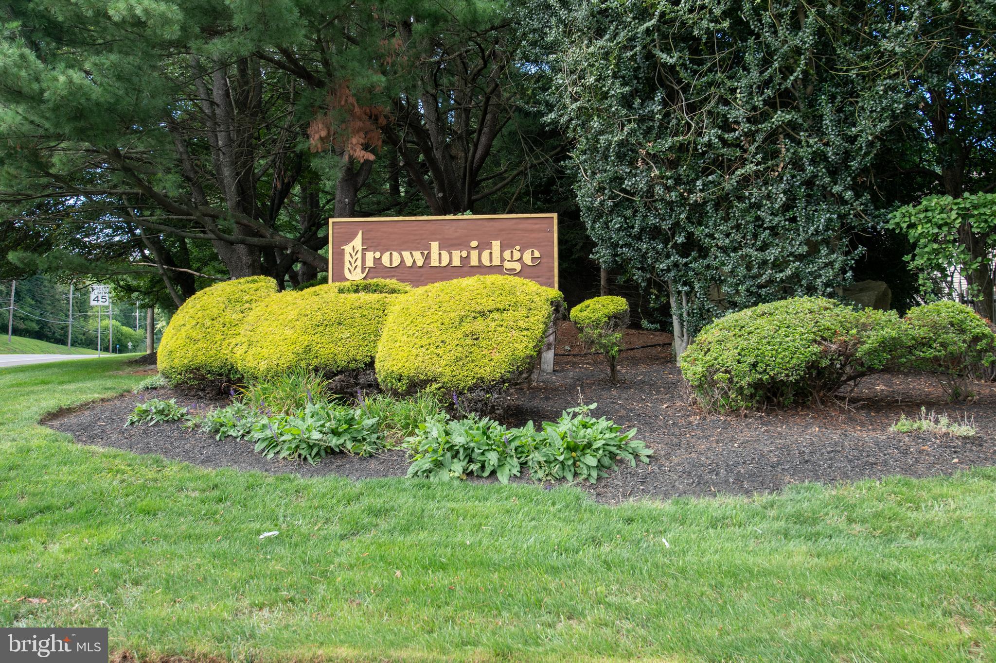 744 NEWBURY COURT