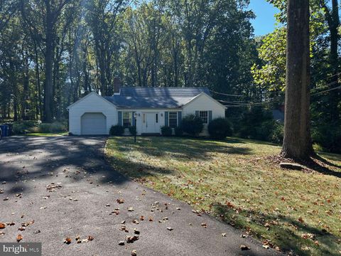 260 BRAE BOURN ROAD HUNTINGDON VALLEY PA 19006