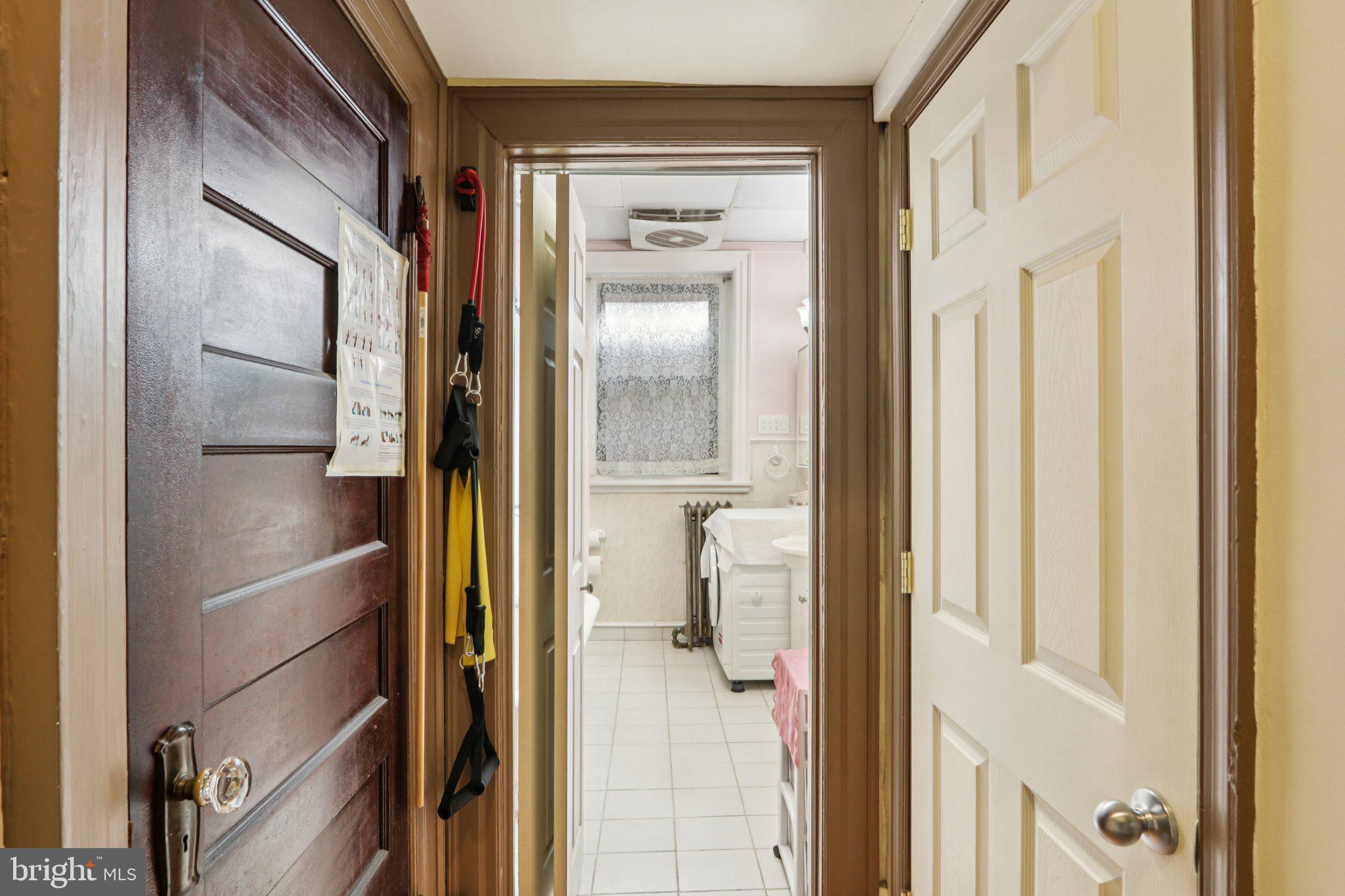 UNIVERSITY CITY - Residential