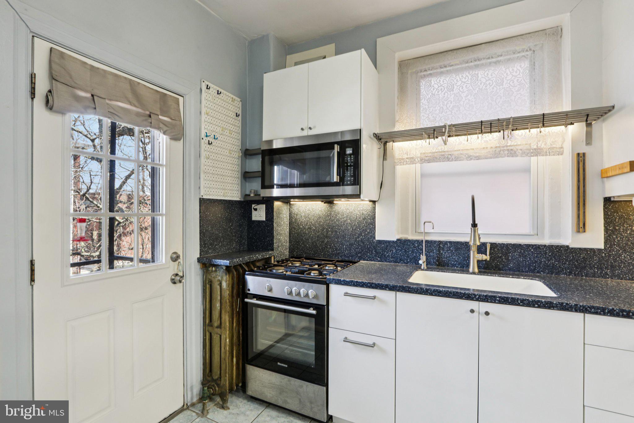 UNIVERSITY CITY - Residential