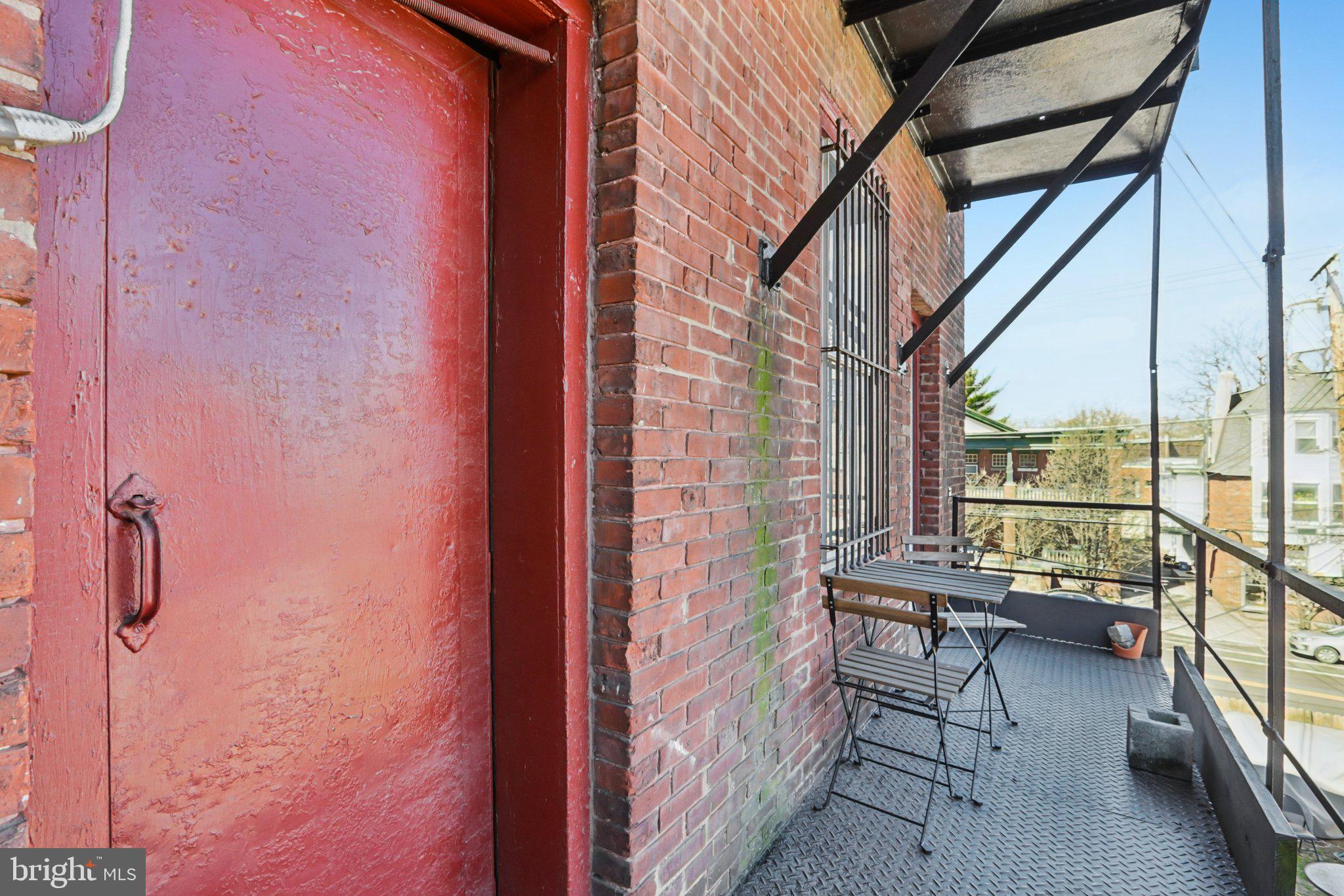 UNIVERSITY CITY - Residential