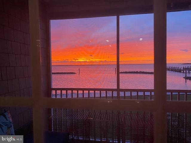 WATERS EDGE - Residential