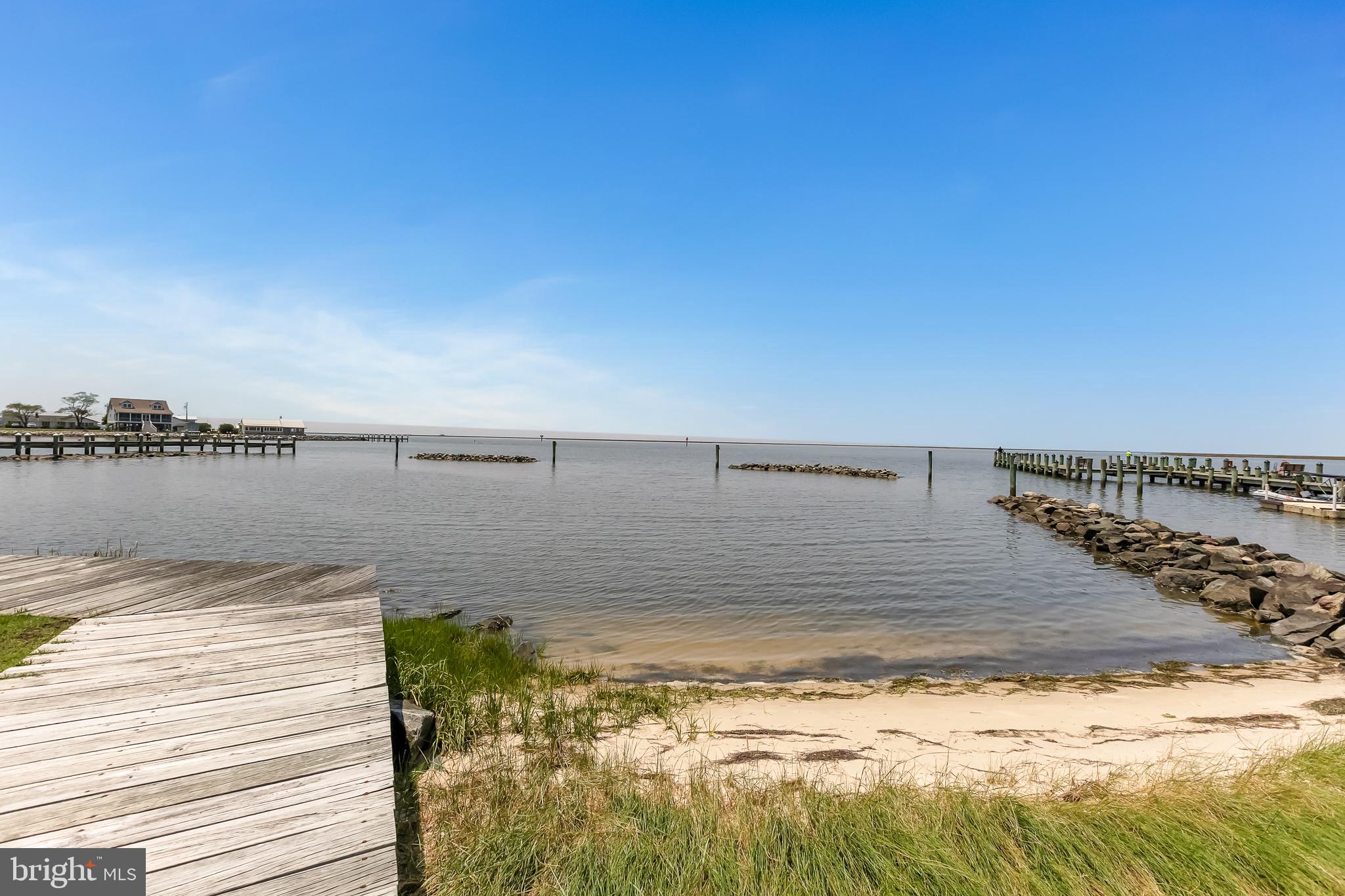 WATERS EDGE - Residential