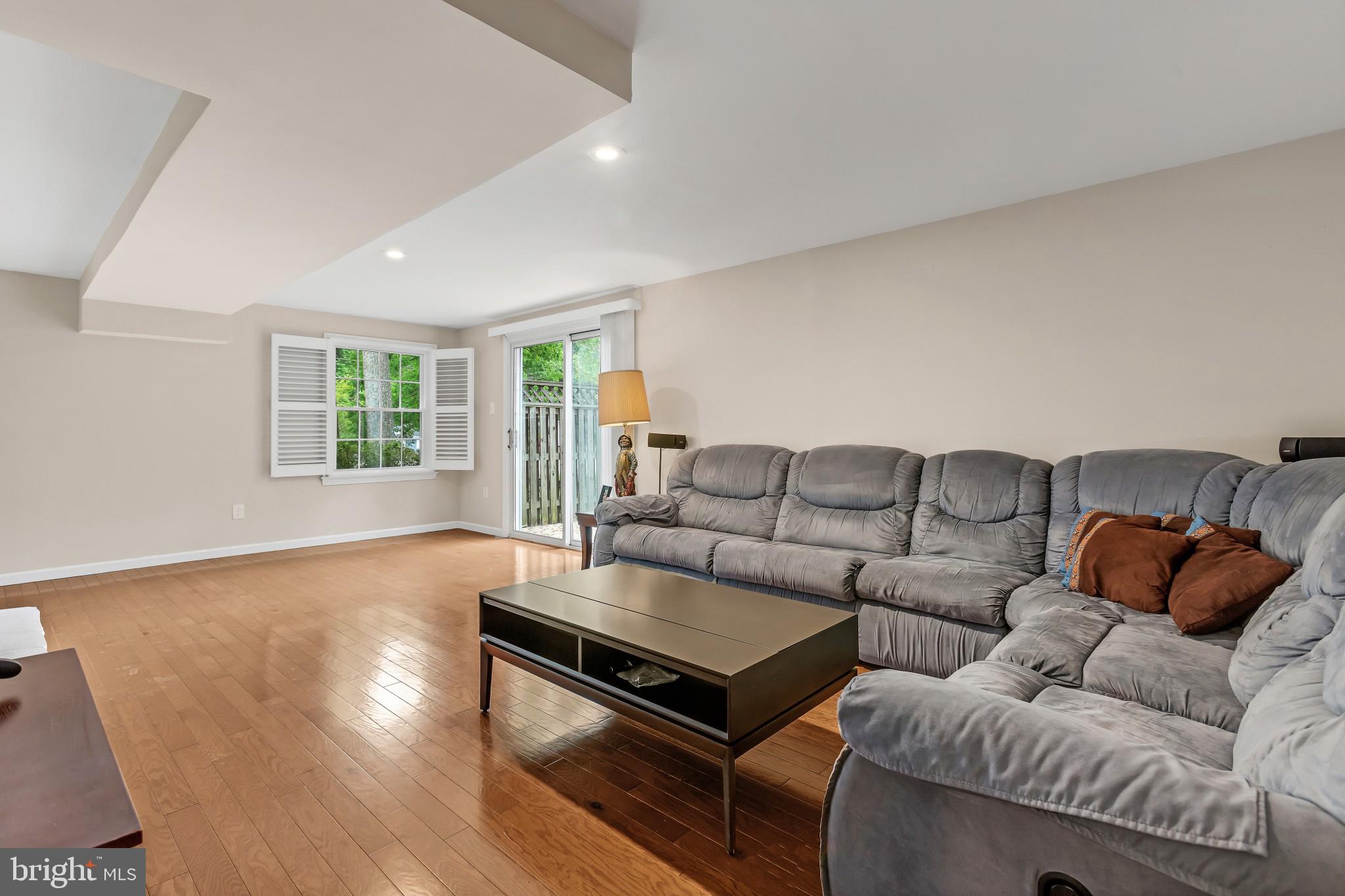 MANTUA - Residential