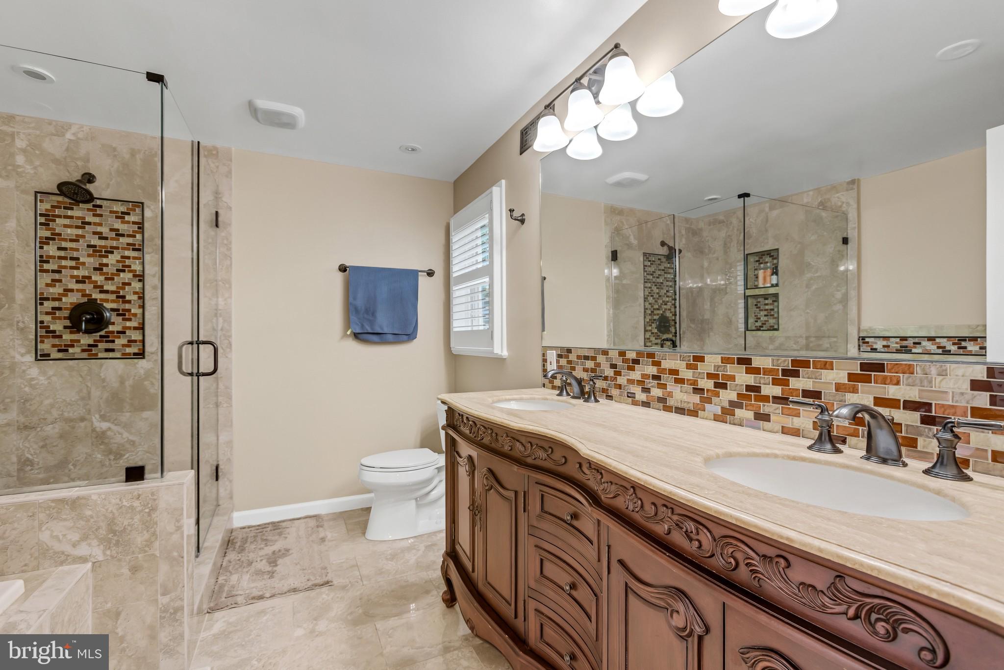 MANTUA - Residential