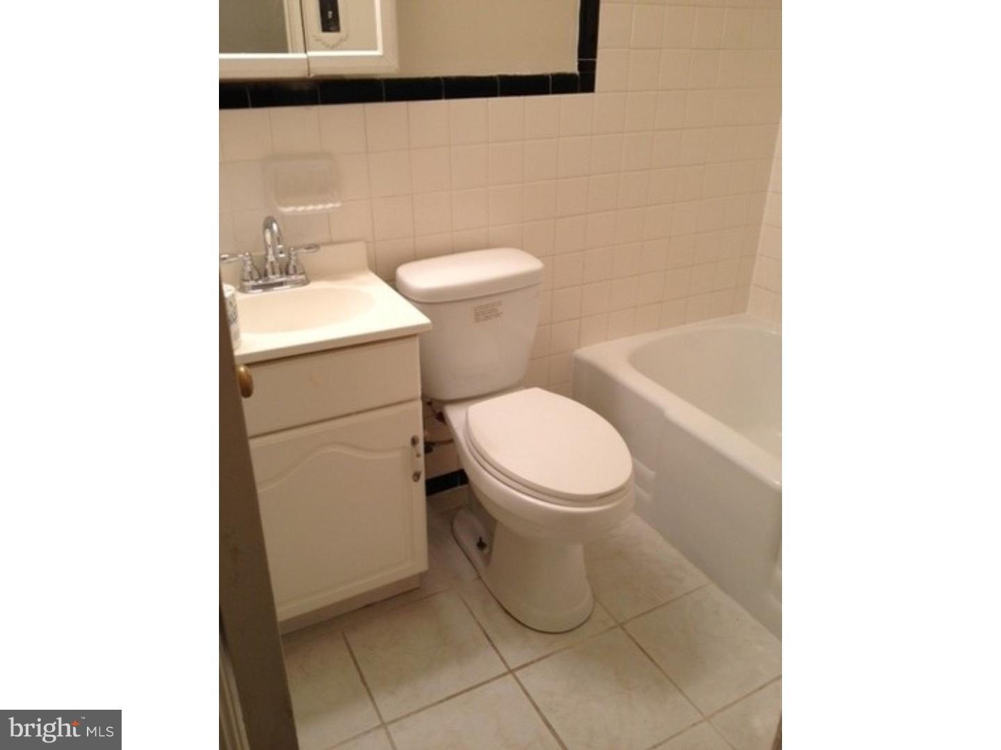 CENTER CITY - Residential Lease