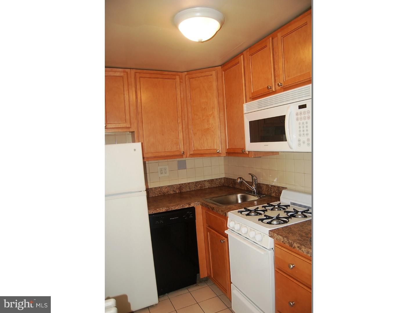 CENTER CITY - Residential Lease