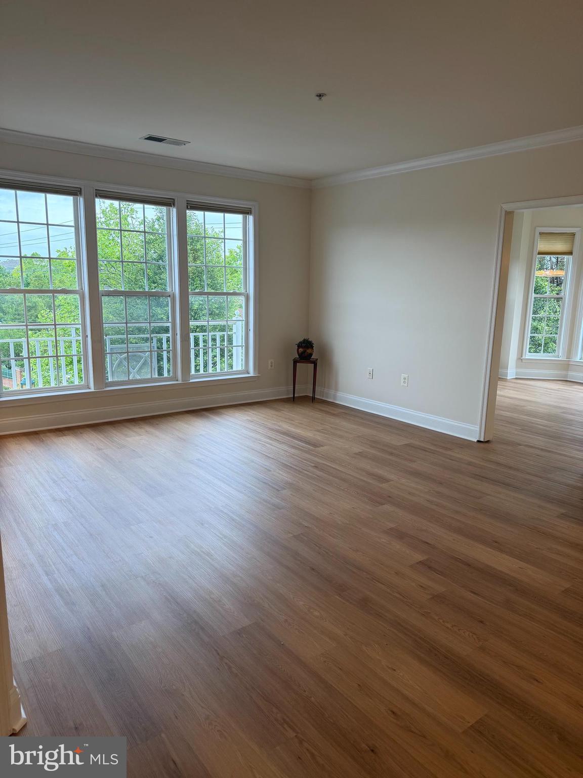 KING FARM VILLAGE CENTER - Residential