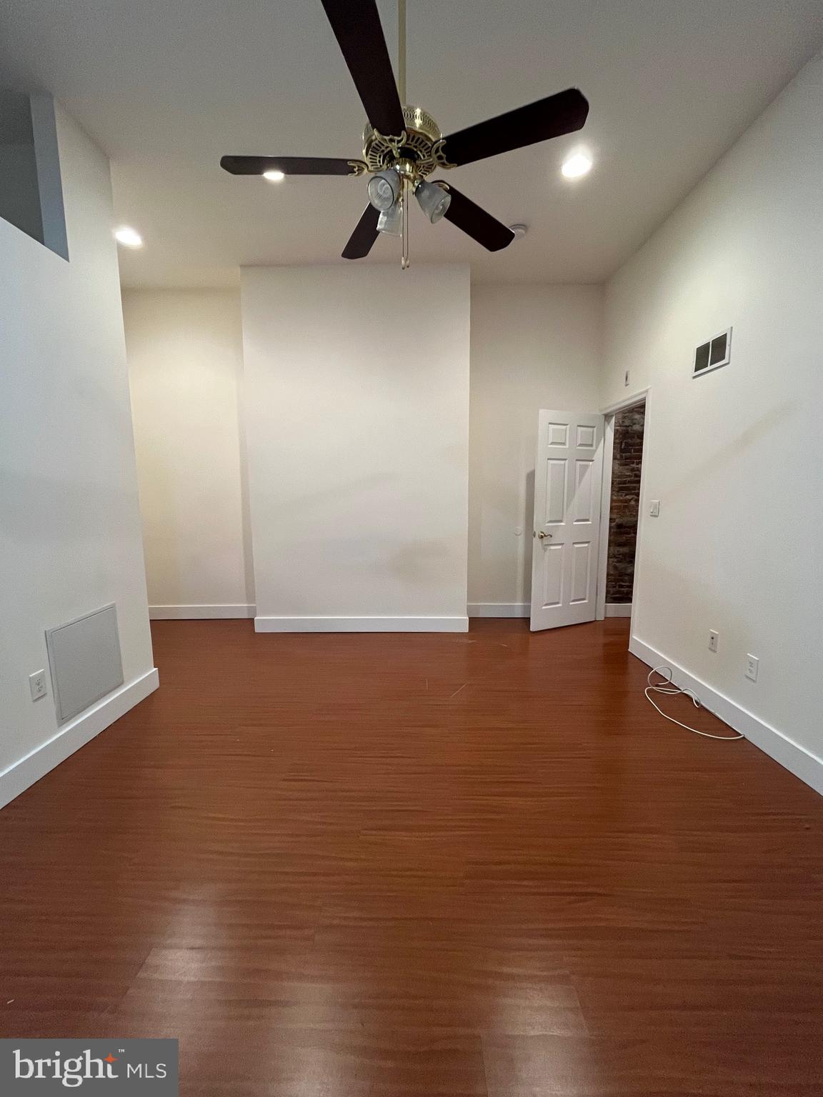 WASHINGTON SQ WEST - Residential Lease