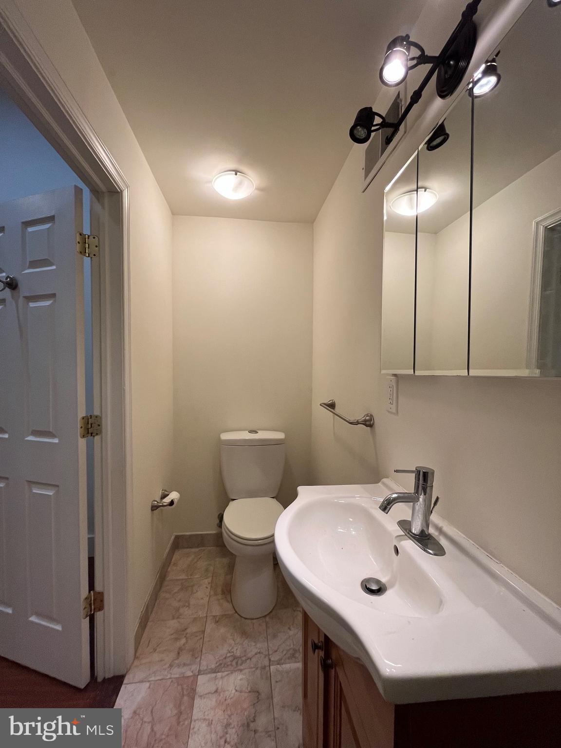 WASHINGTON SQ WEST - Residential Lease