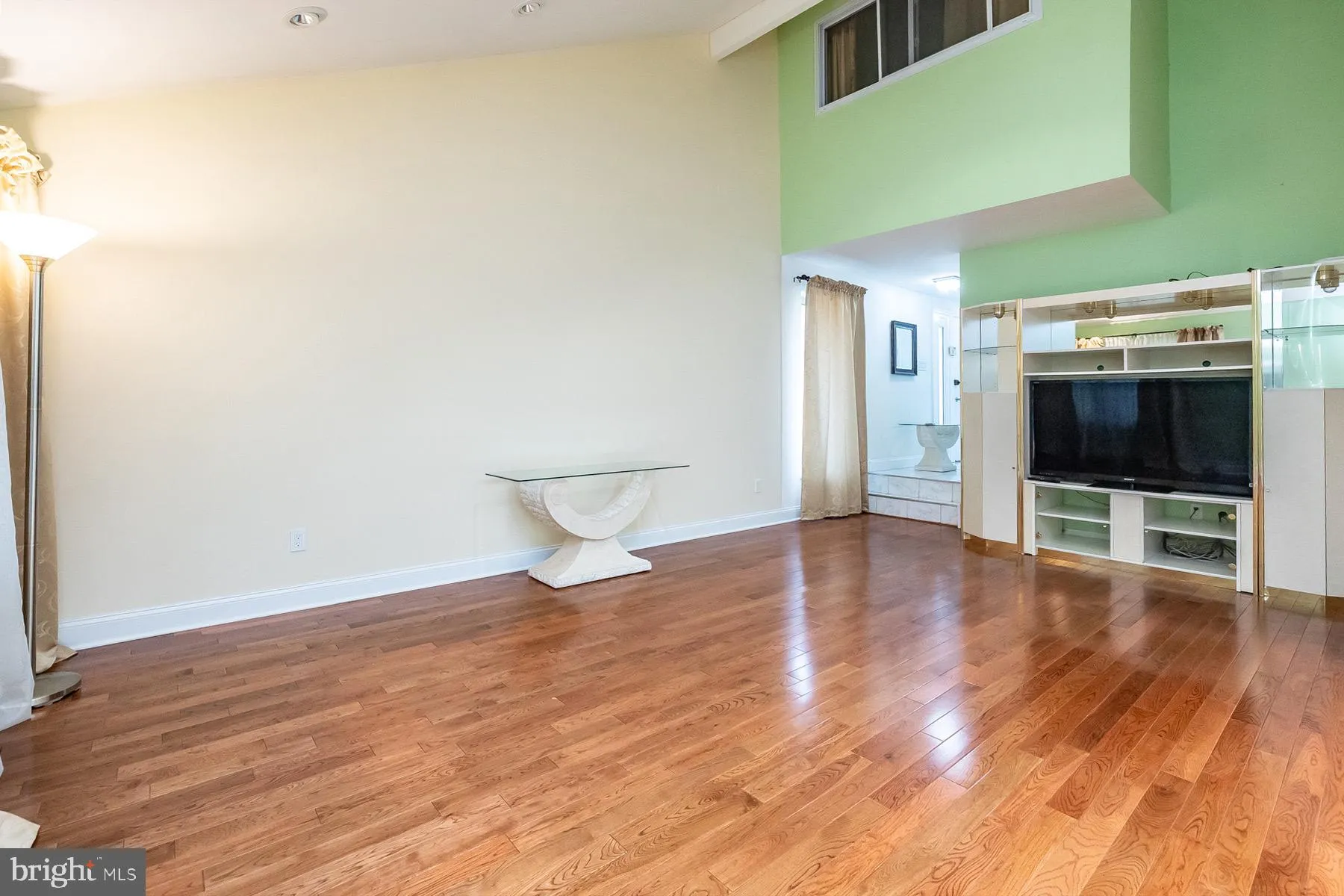 Voorhees, New Jersey 08043, United States, 4 Bedrooms Bedrooms, ,3 BathroomsBathrooms,Residential,Active,182411