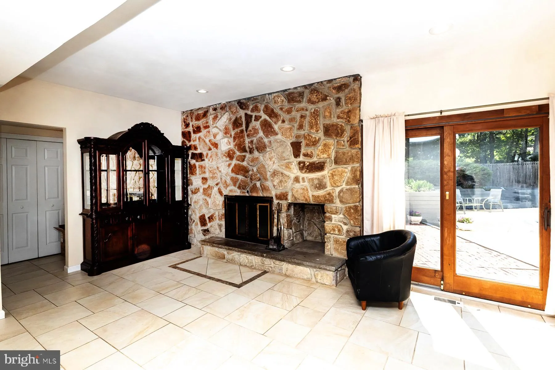 Voorhees, New Jersey 08043, United States, 4 Bedrooms Bedrooms, ,3 BathroomsBathrooms,Residential,Active,182411