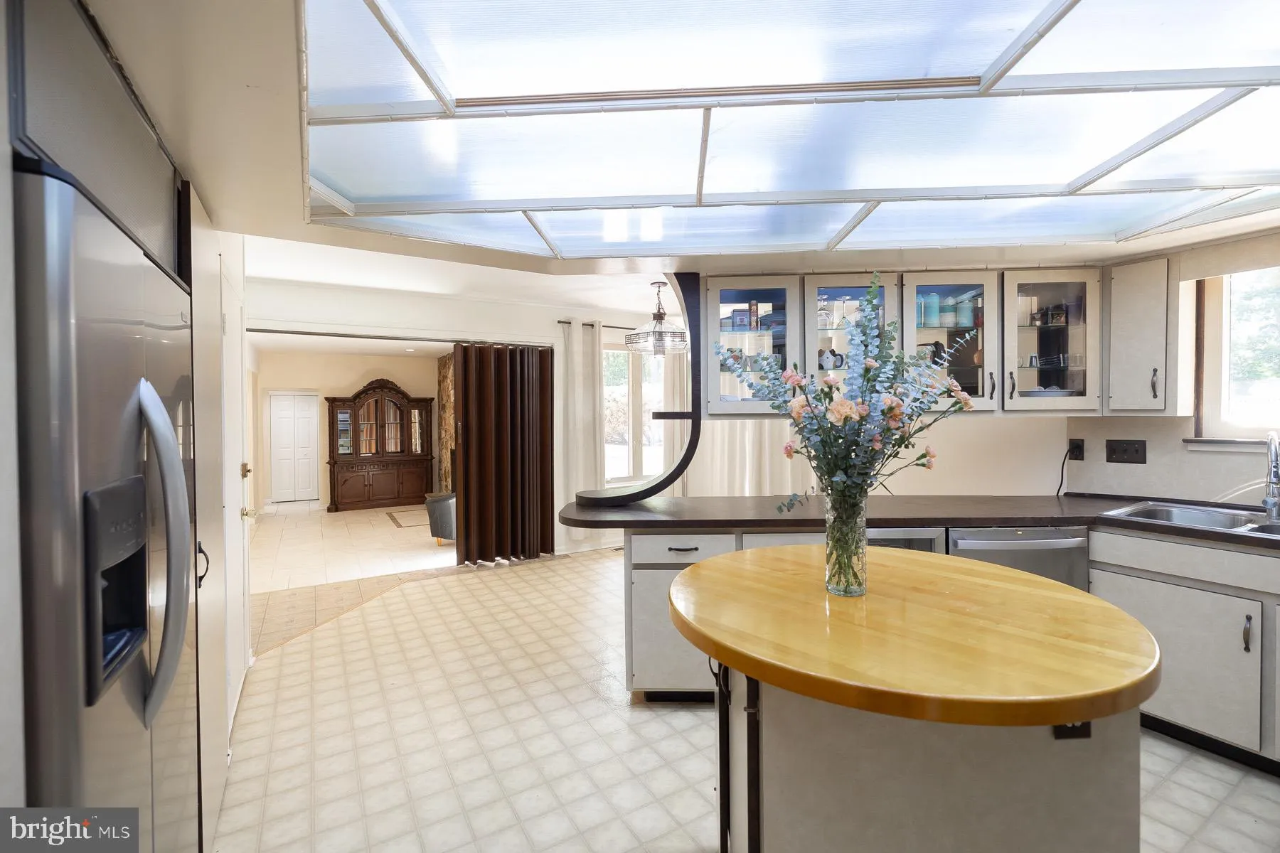 Voorhees, New Jersey 08043, United States, 4 Bedrooms Bedrooms, ,3 BathroomsBathrooms,Residential,Active,182411