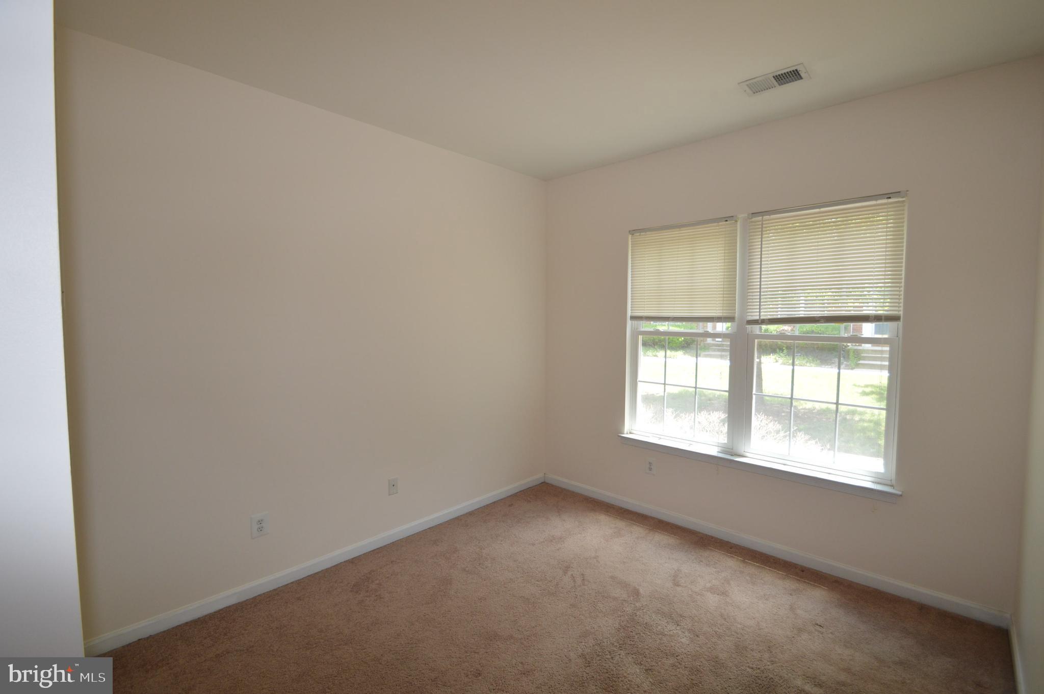 AMBERLEA AT SOUTH RIDING - Residential Lease