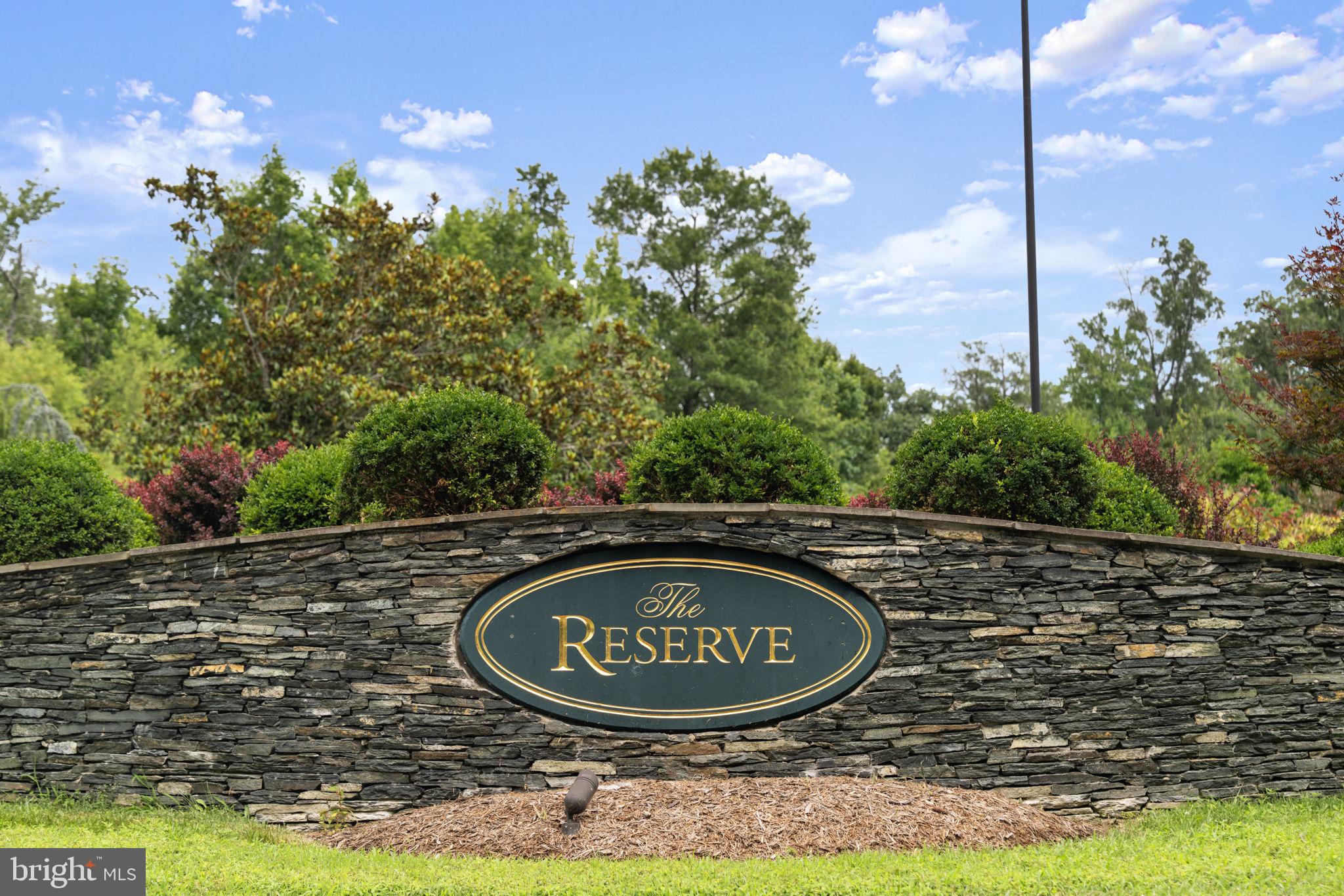 THE RESERVE - Land