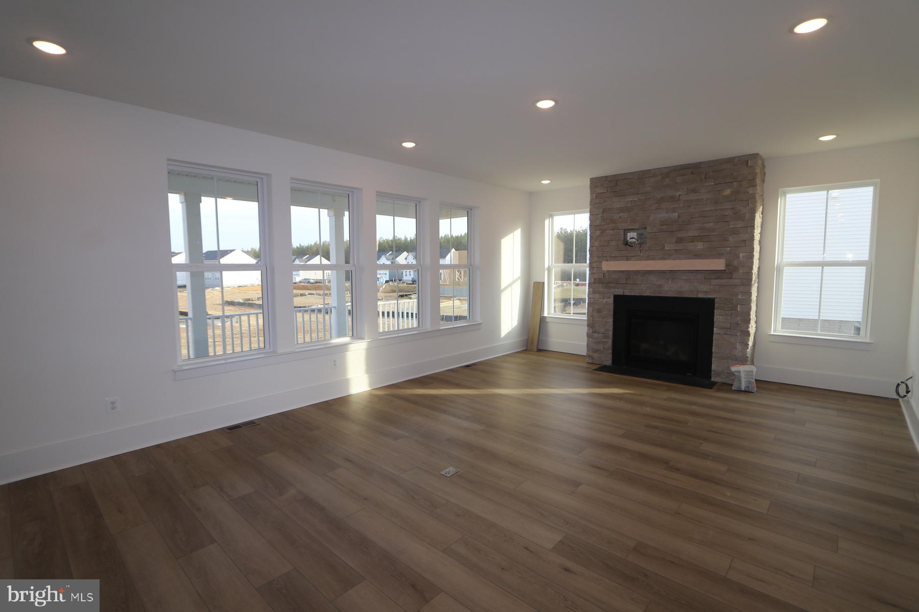 HAZEL RUN GLEN - Residential