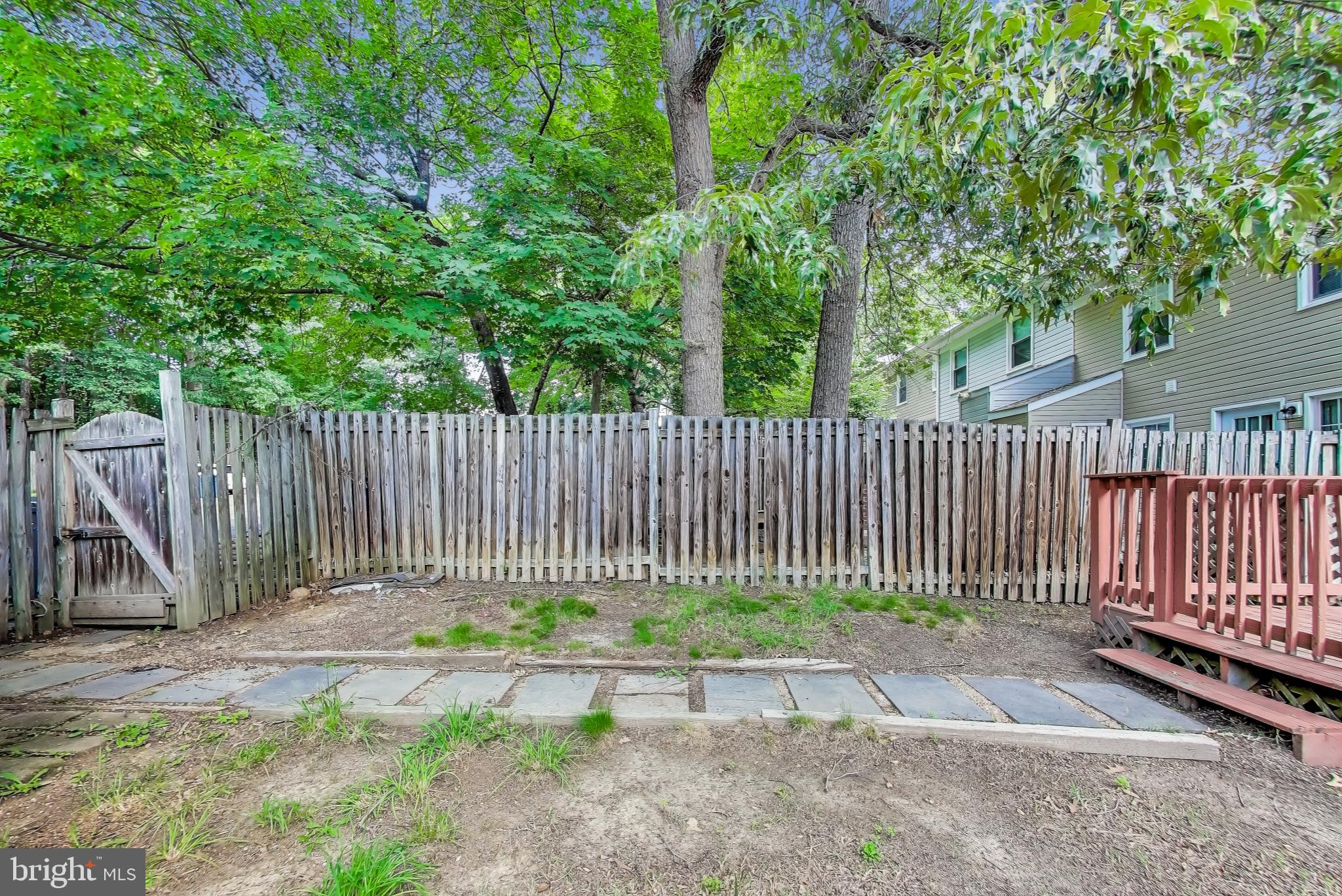 SENTRY WOODS - Residential