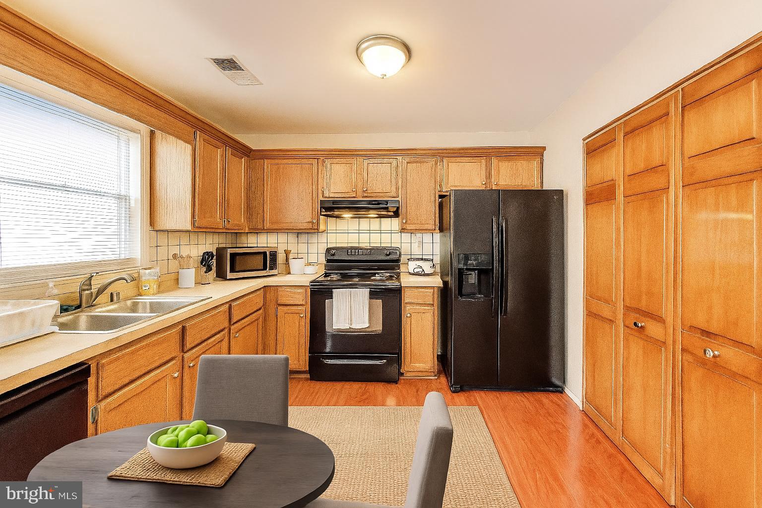 SENTRY WOODS - Residential