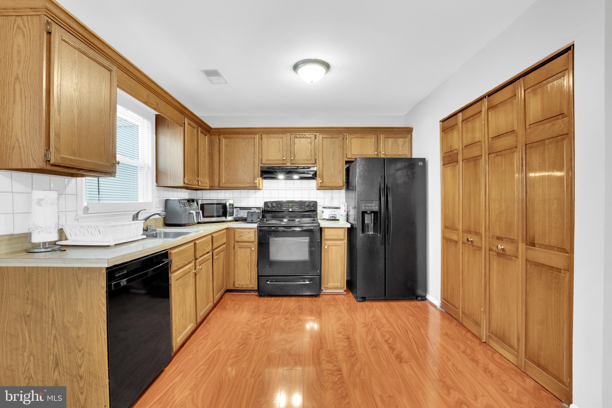 SENTRY WOODS - Residential