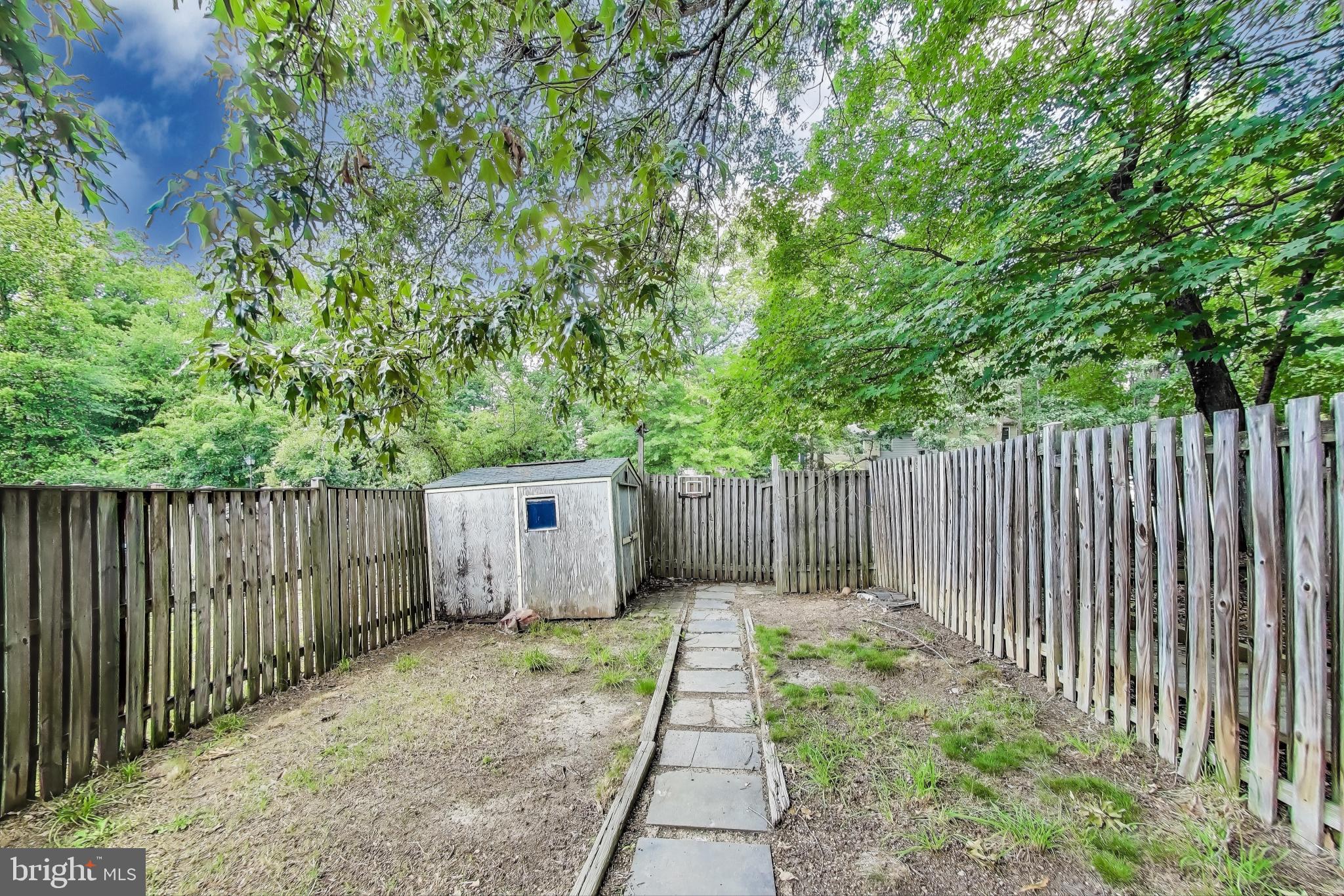 SENTRY WOODS - Residential